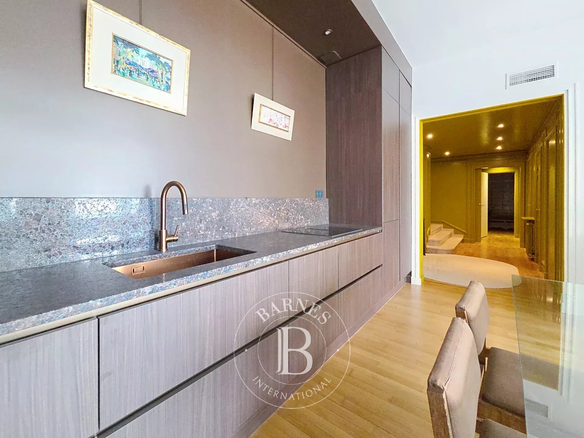 Paris  - Apartment 2 Bedrooms - picture 6