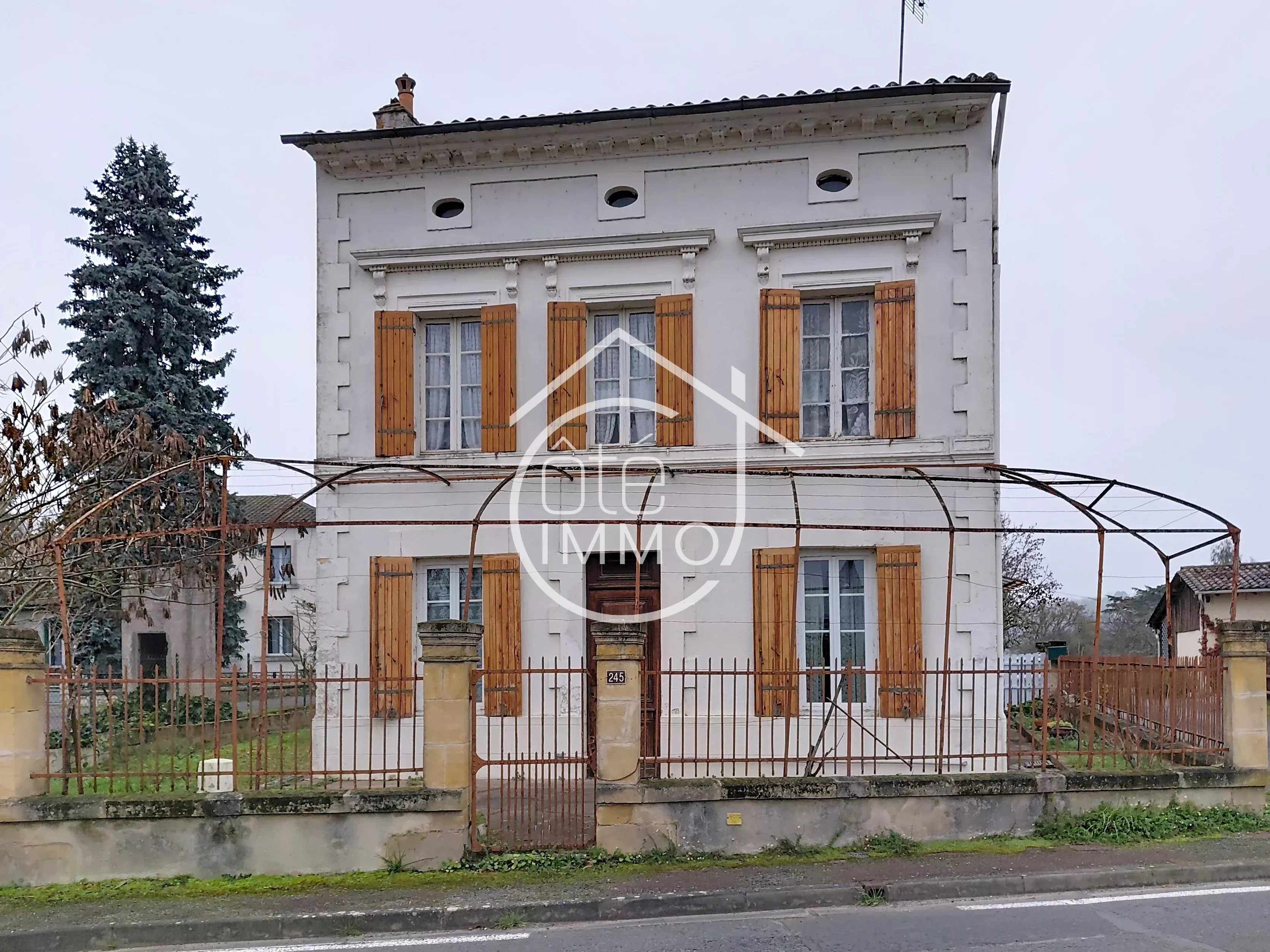Sale House Le Fleix