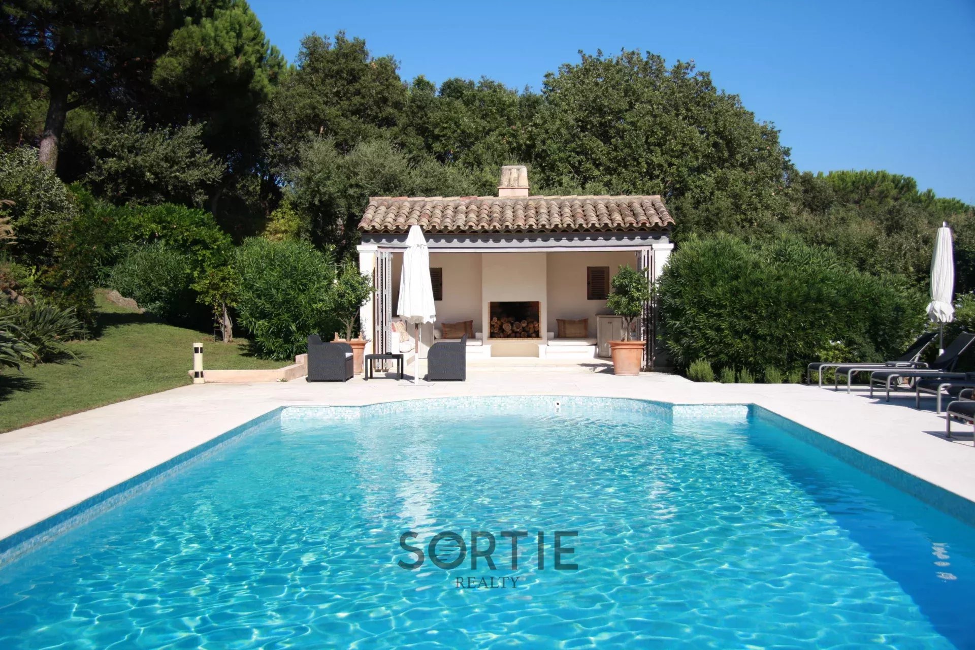 Agence immobilière de Sortie Realty