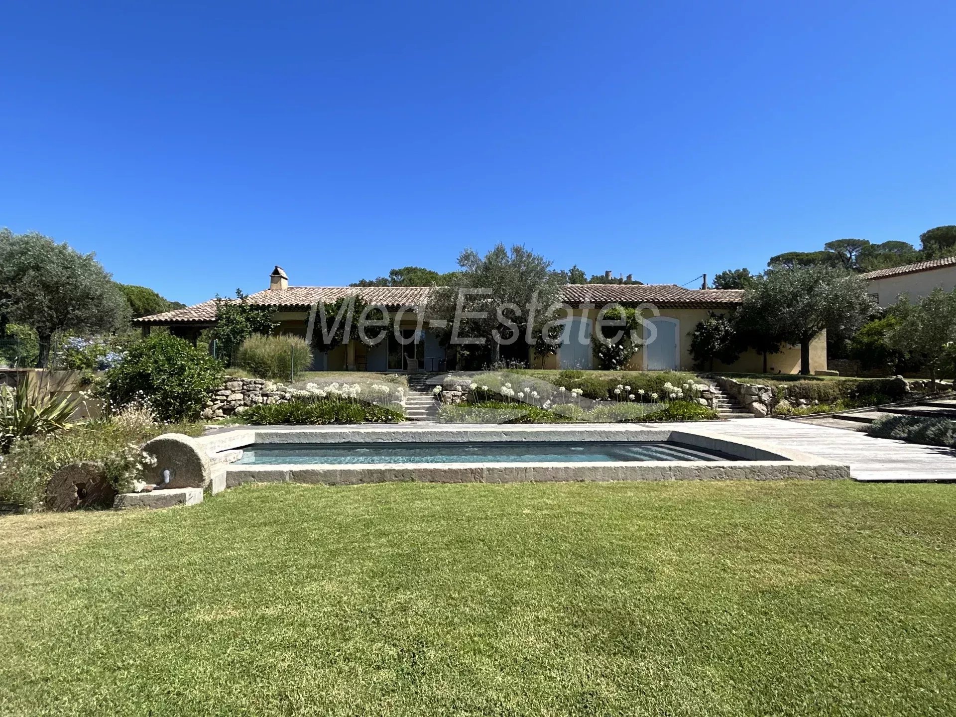 Agence immobilière de Med-Estates Saint Tropez