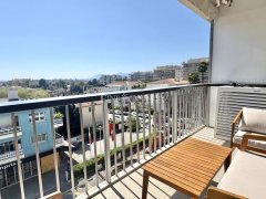 2 BEDROOM APPARTEMENT FOR SALE CANNES  BASSE CALIFORNIE — photo 1 of 7