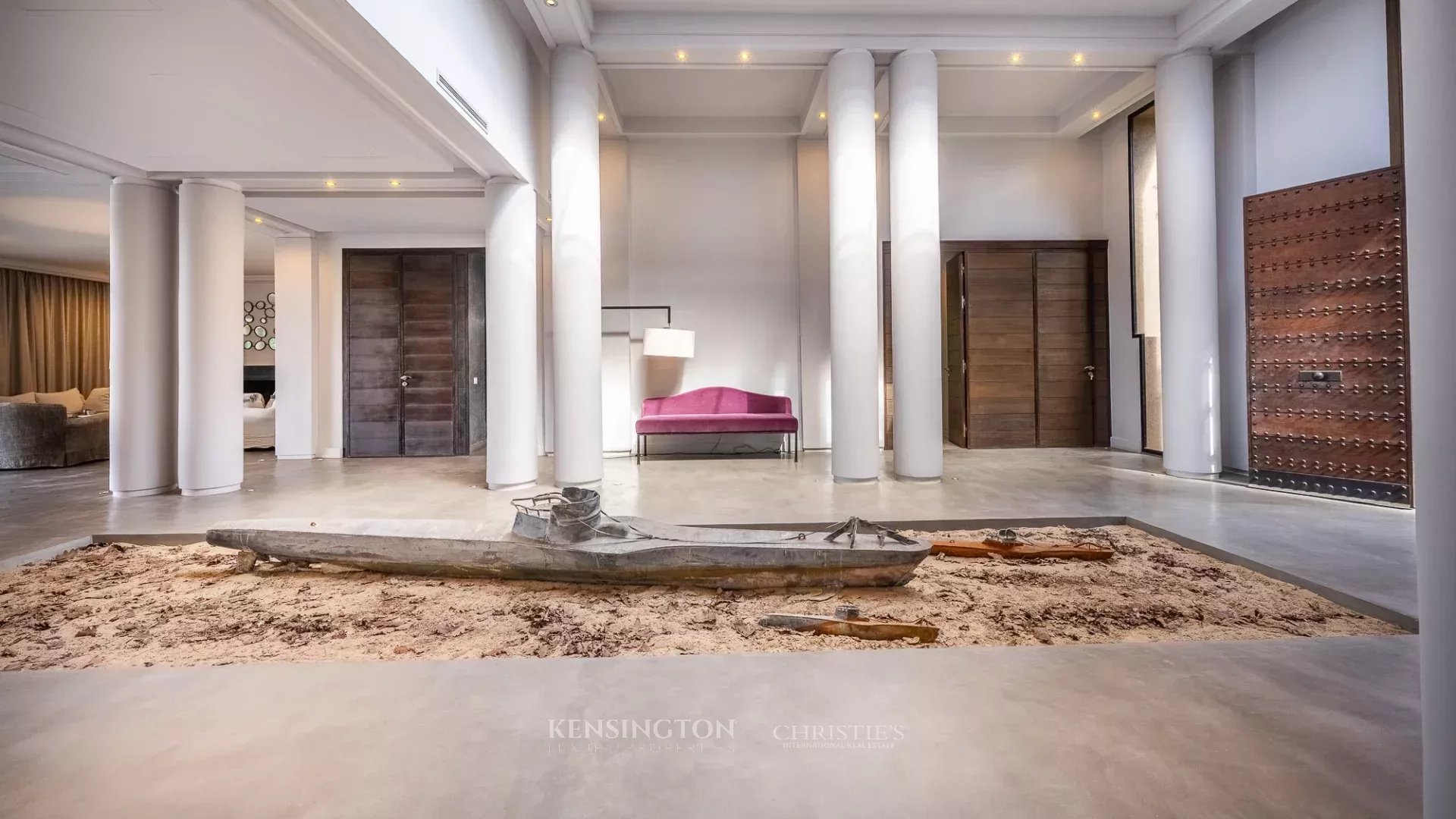 4 Bedroom Villa/Townhouse's Image 20