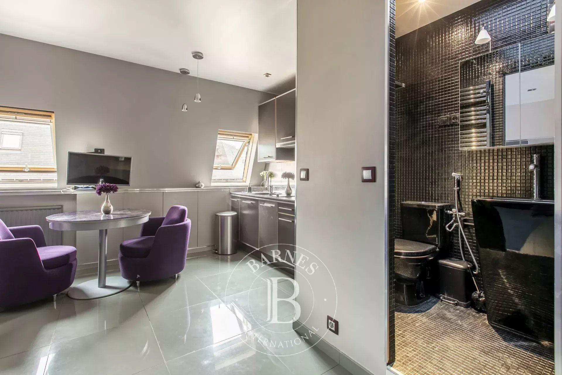 Daire Paris 8ème - picture 5