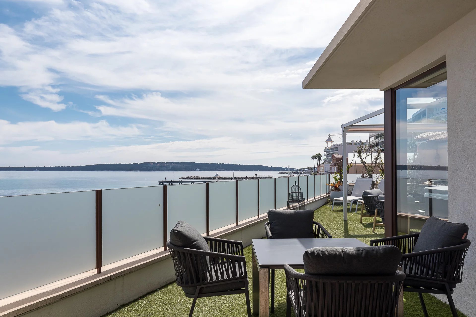 Sale House Cannes Palm Beach