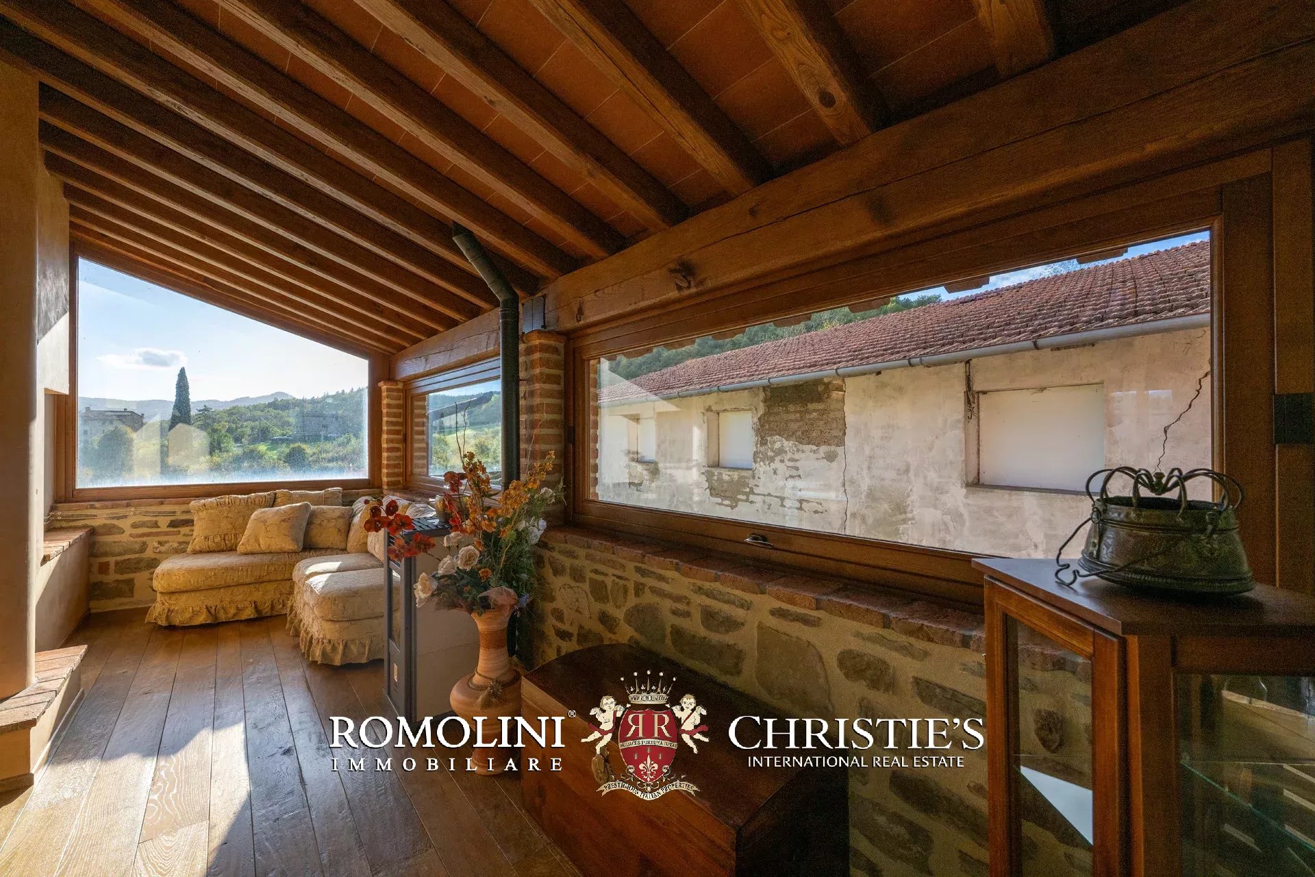 4 Bedroom Villa/Townhouse's Image 26