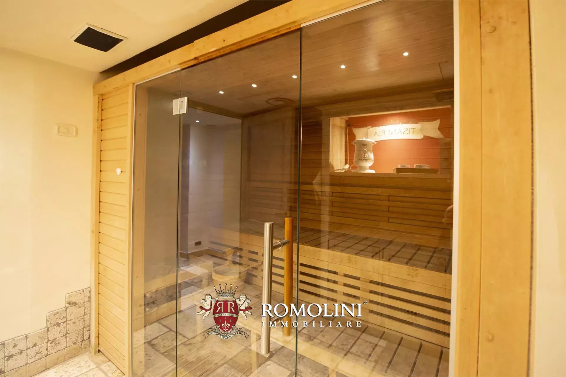 12 Bedroom Villa/Townhouse's Image 49