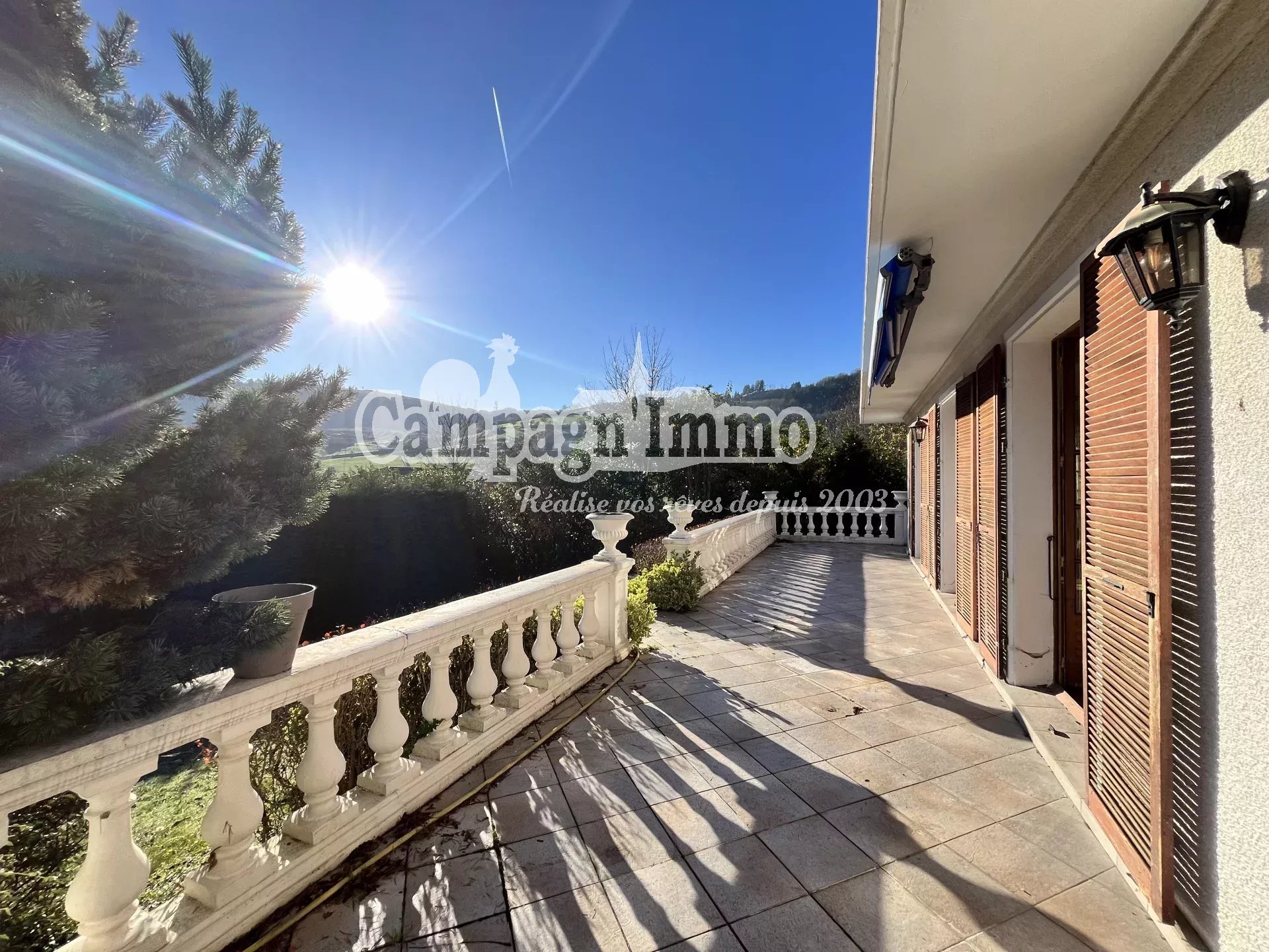 Agence immobilière de 