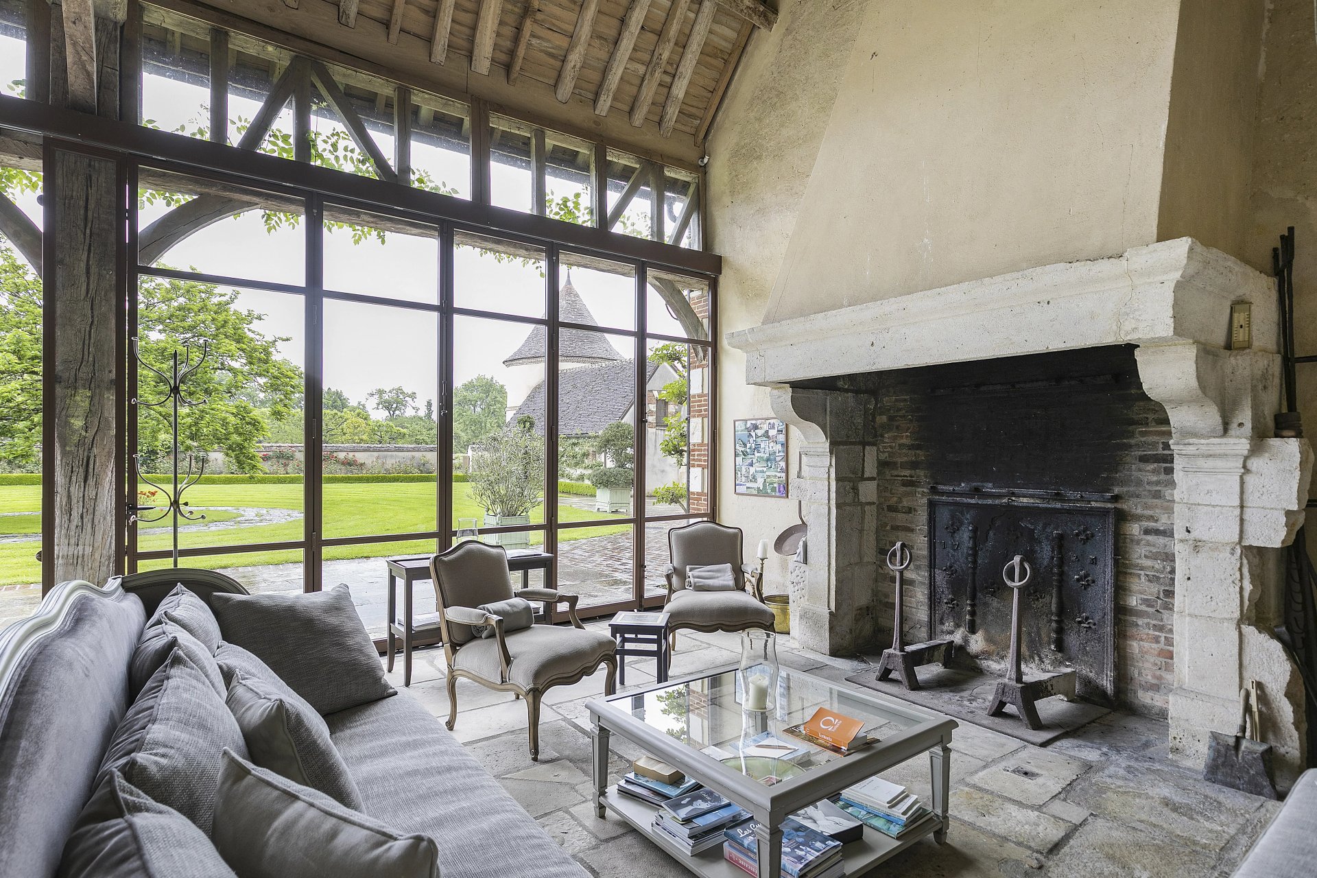9 Bedroom Villa/Townhouse's Image 10