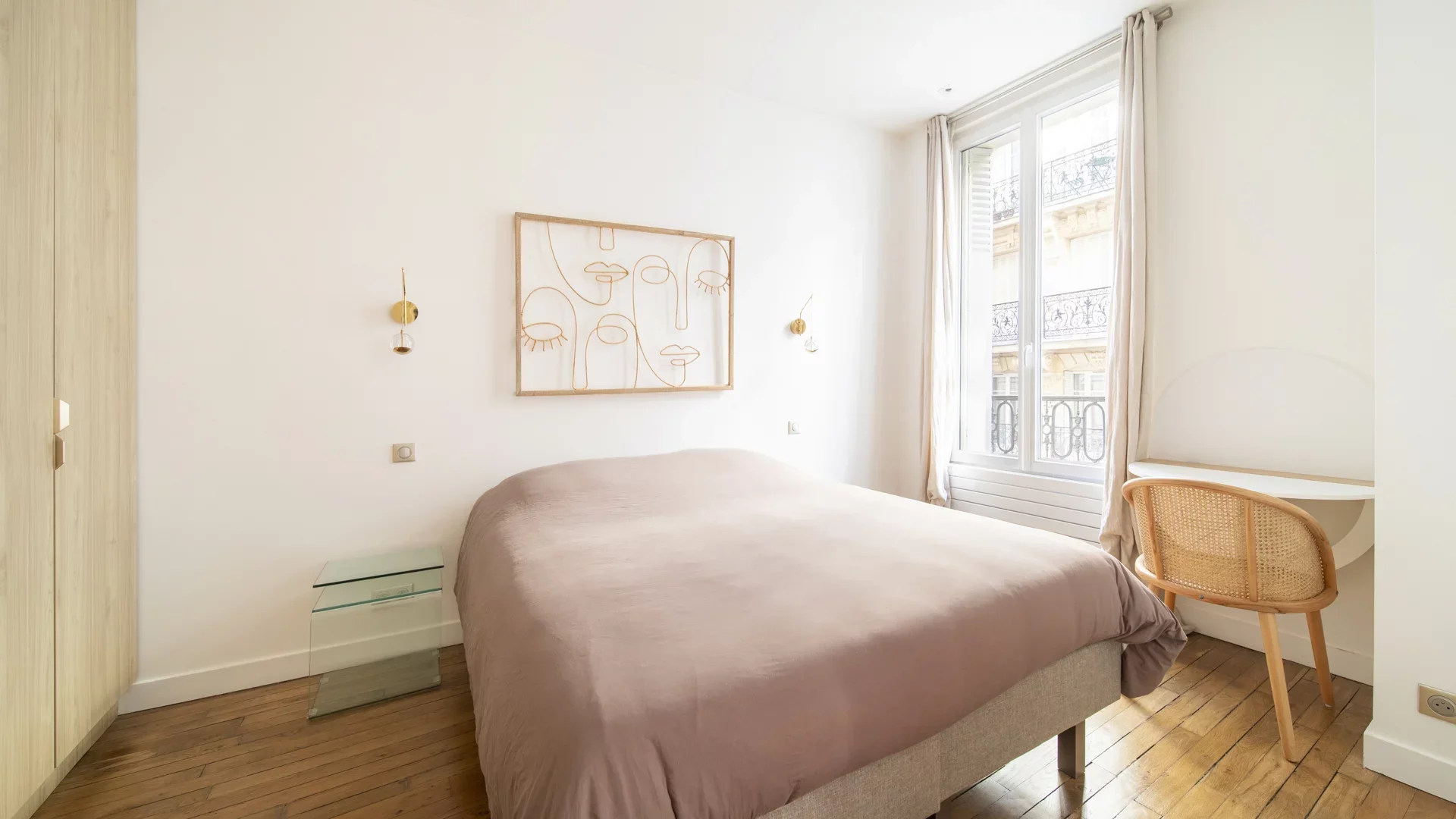 Paris 17e - TERNES / CHARLES DE GAULLE-ÉTOILE