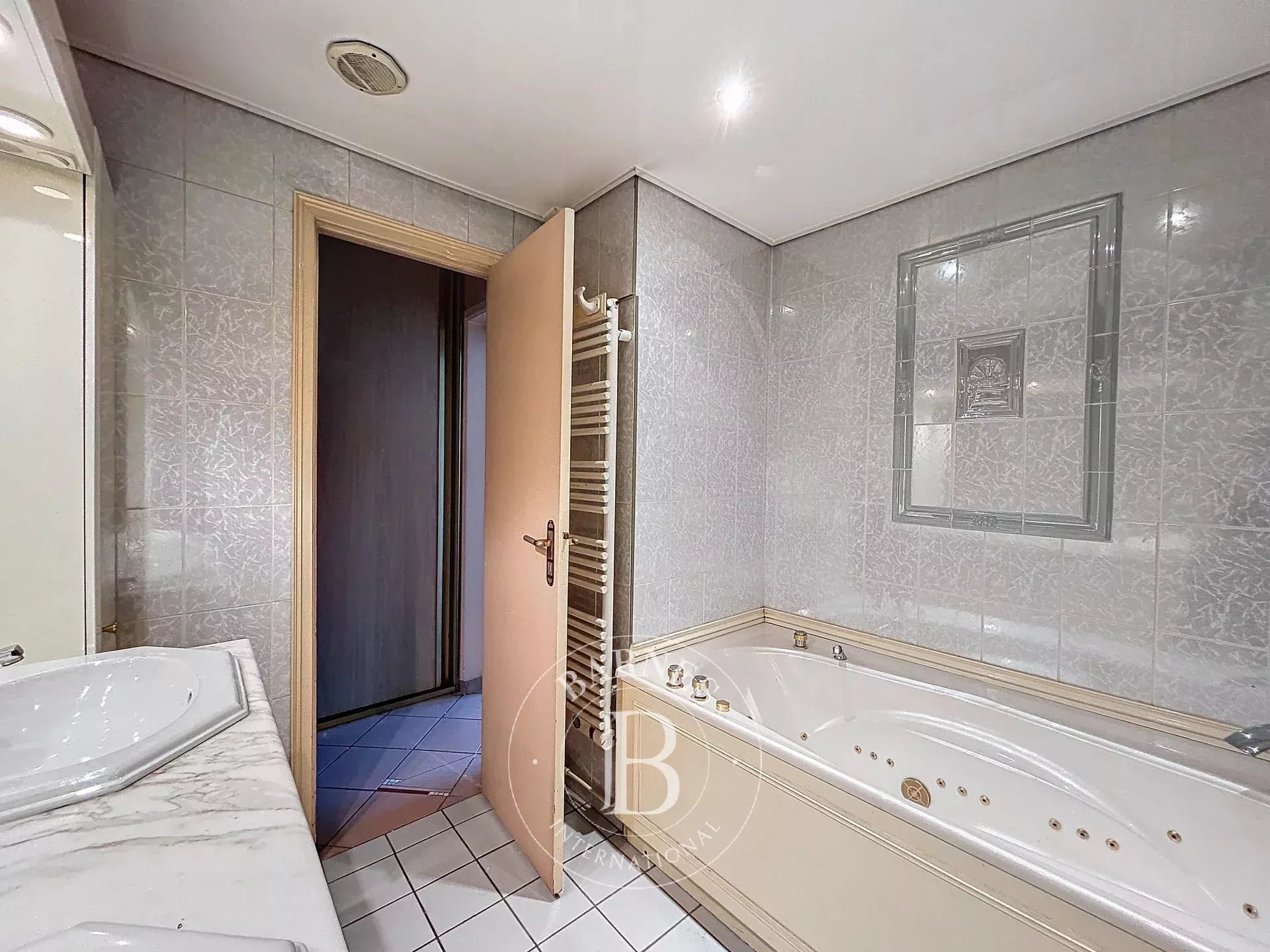 Apartment Neuilly-sur-Seine - picture 13