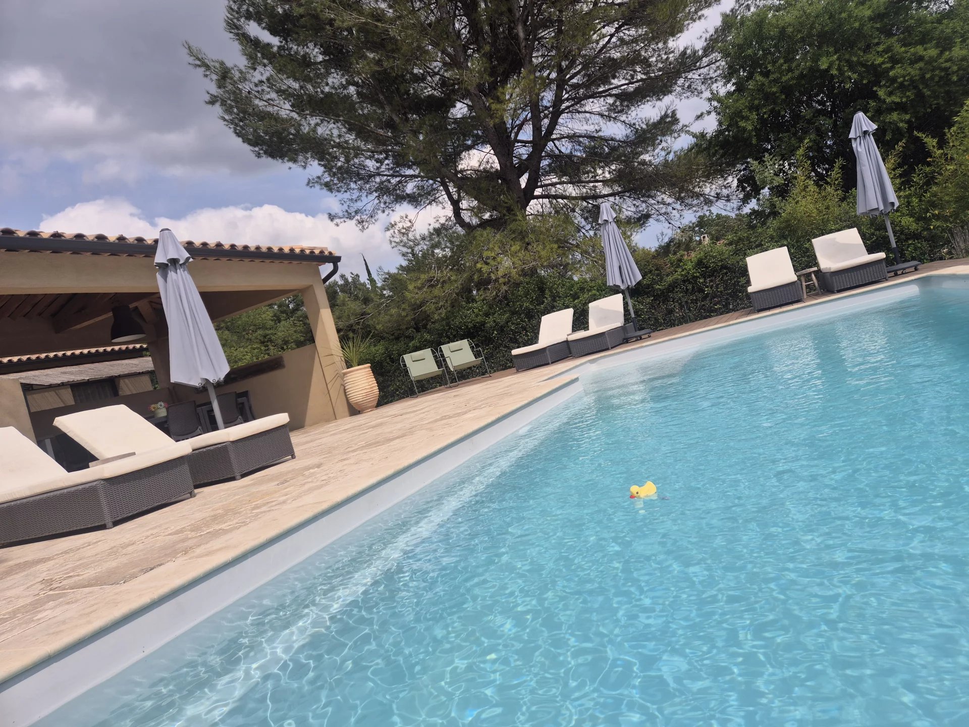 Villa and 4 gites in Cotignac, unique layout with pool house and pool