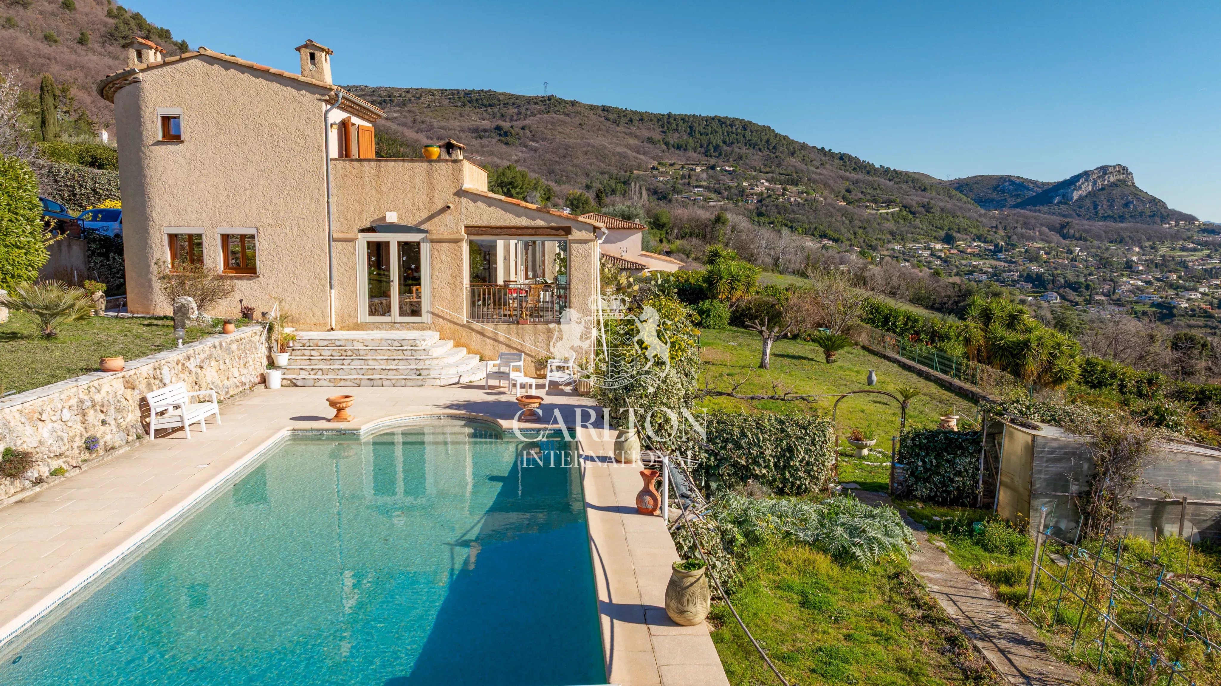 Exclusivité Tourrettes sur Loup Vue Panoramique Mer et Côte d’Azur