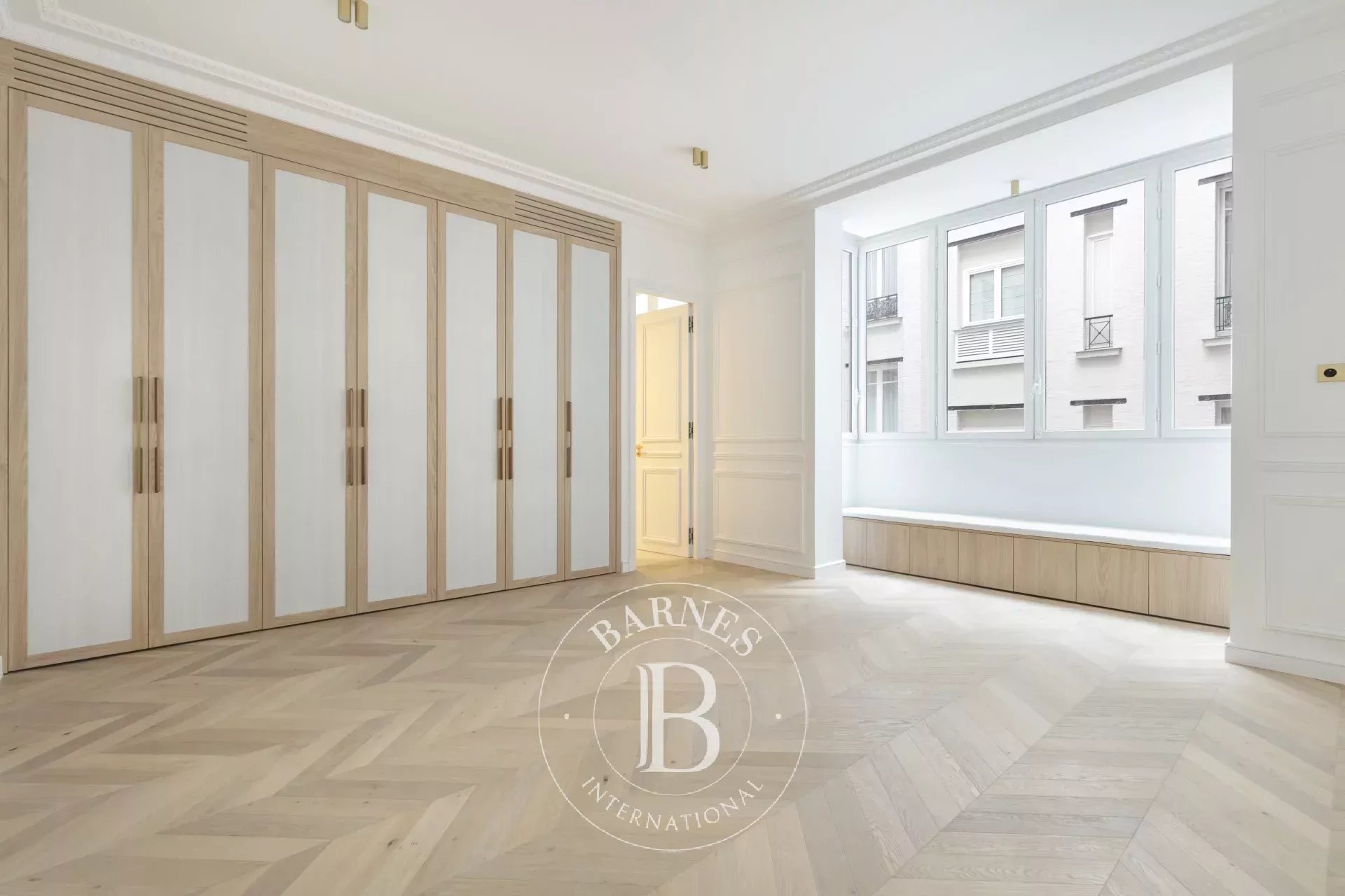 Daire Paris 8ème - picture 9