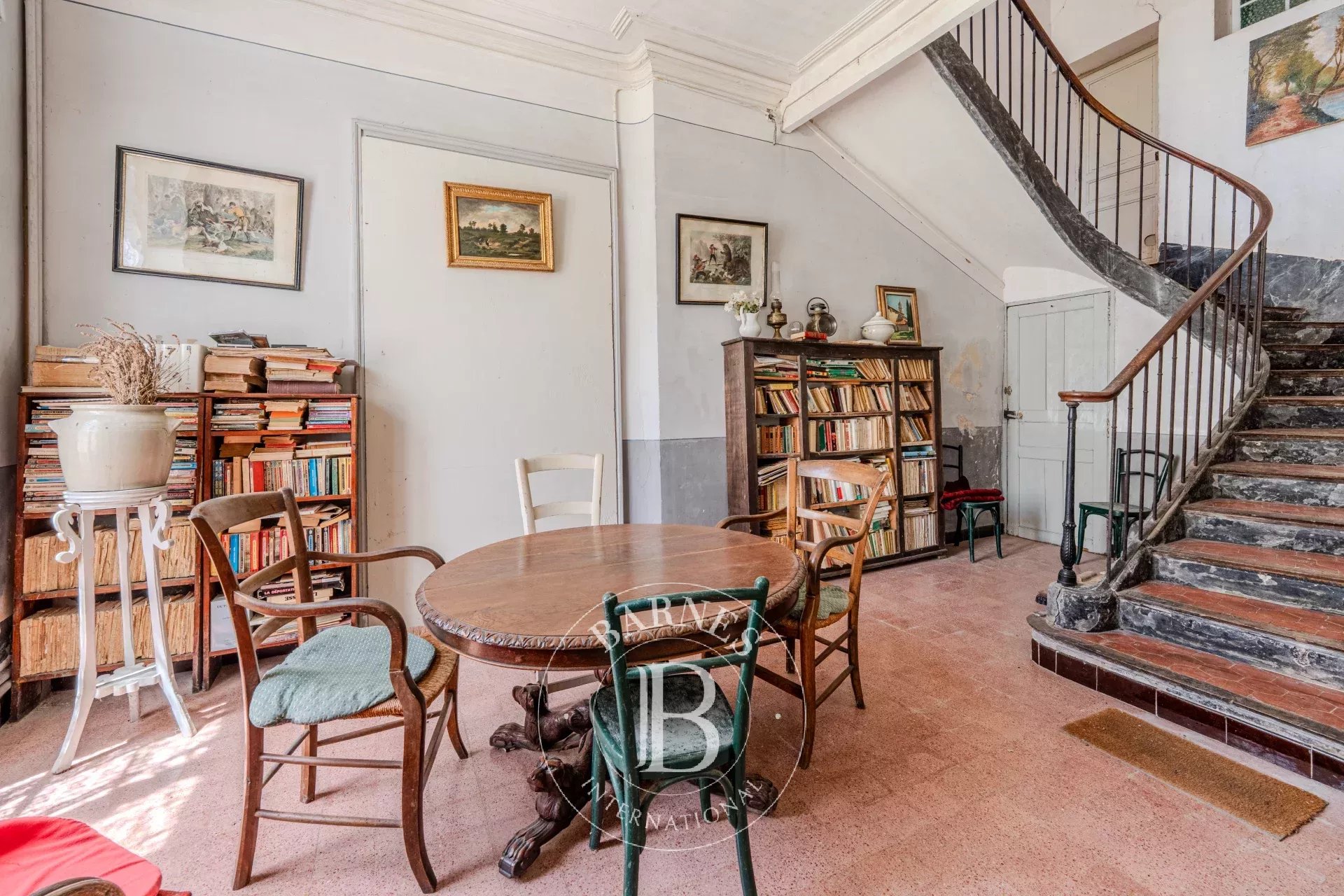 PROVENCE - LUBERON - 17th-Century Provençal Bastide to Renovate – 800sqm- 3 ha - picture 8
