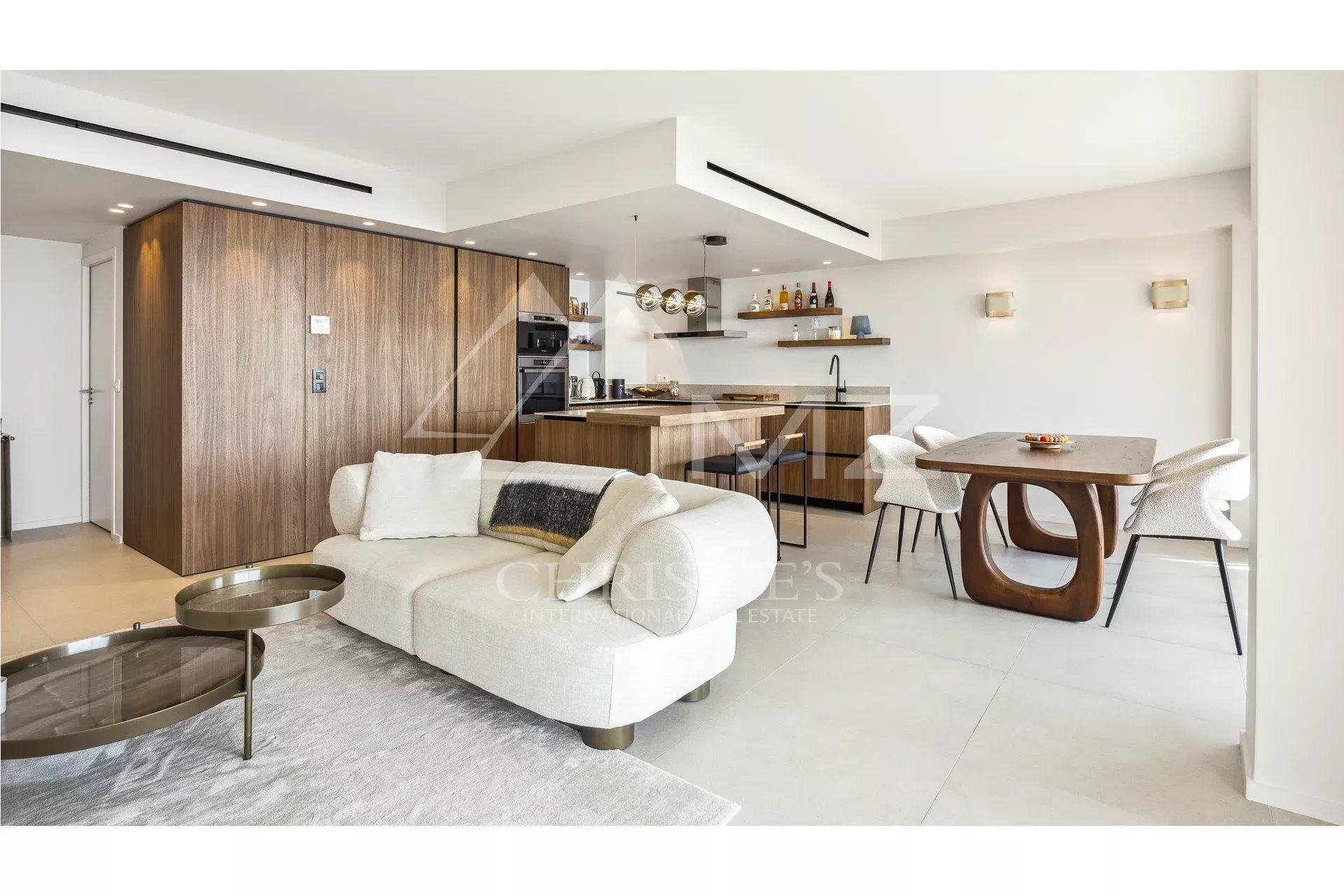 2 Bedroom Apartment/Flat's Image 5