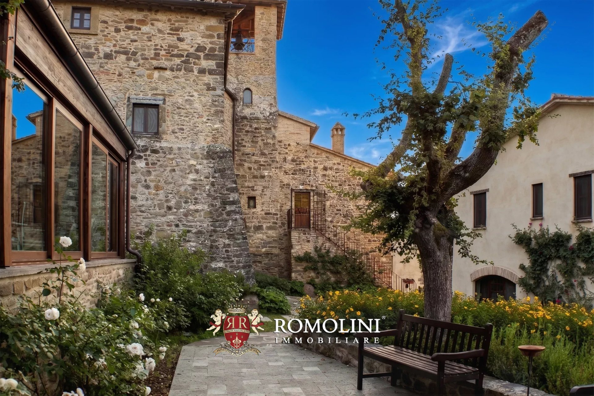 18 Bedroom Villa/Townhouse's Image 14