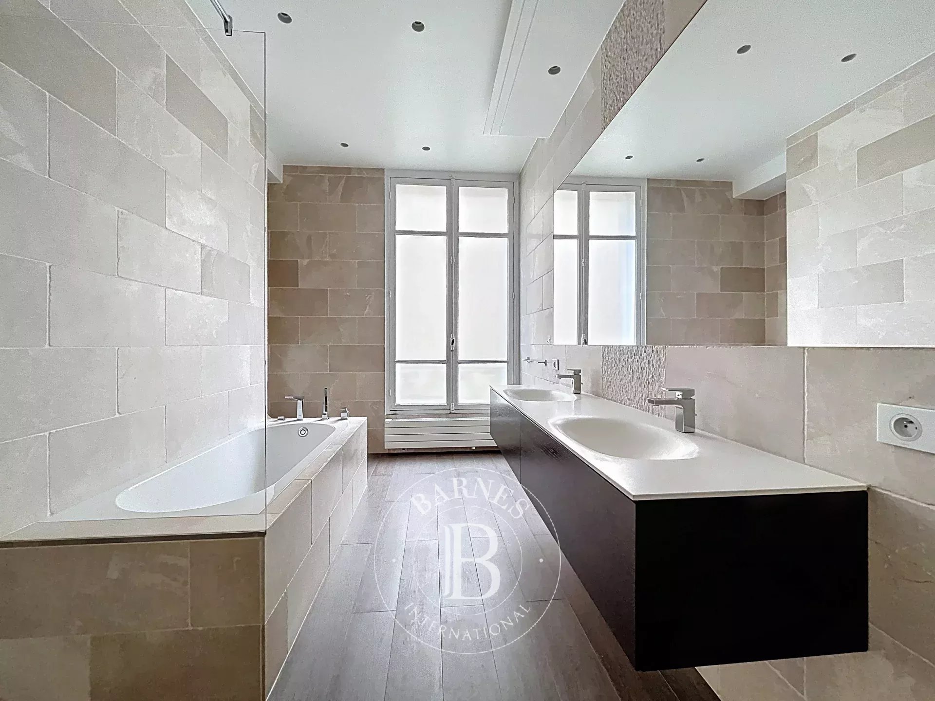 Daire Paris 16ème - picture 21