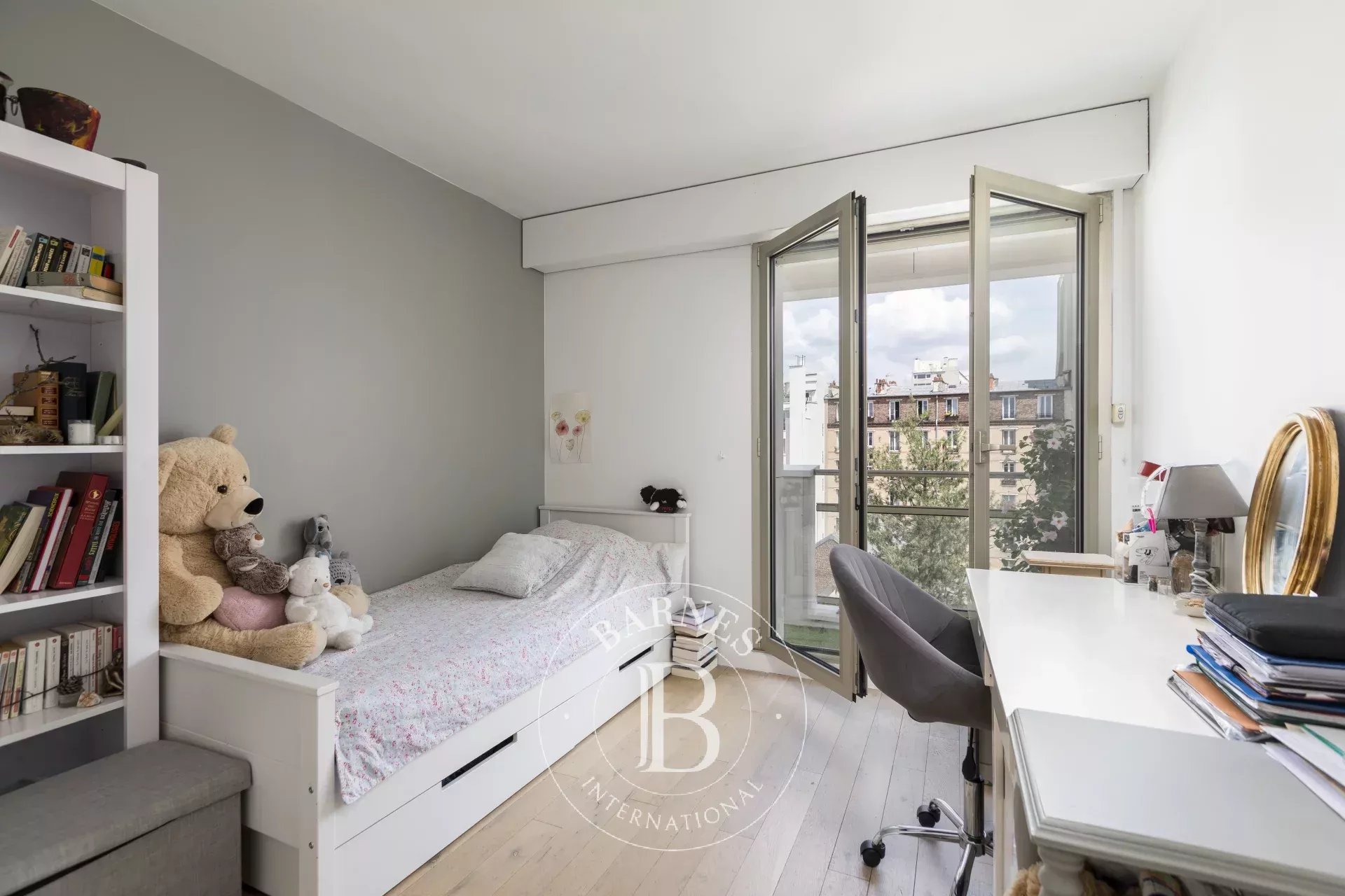 Daire Levallois-Perret - picture 10