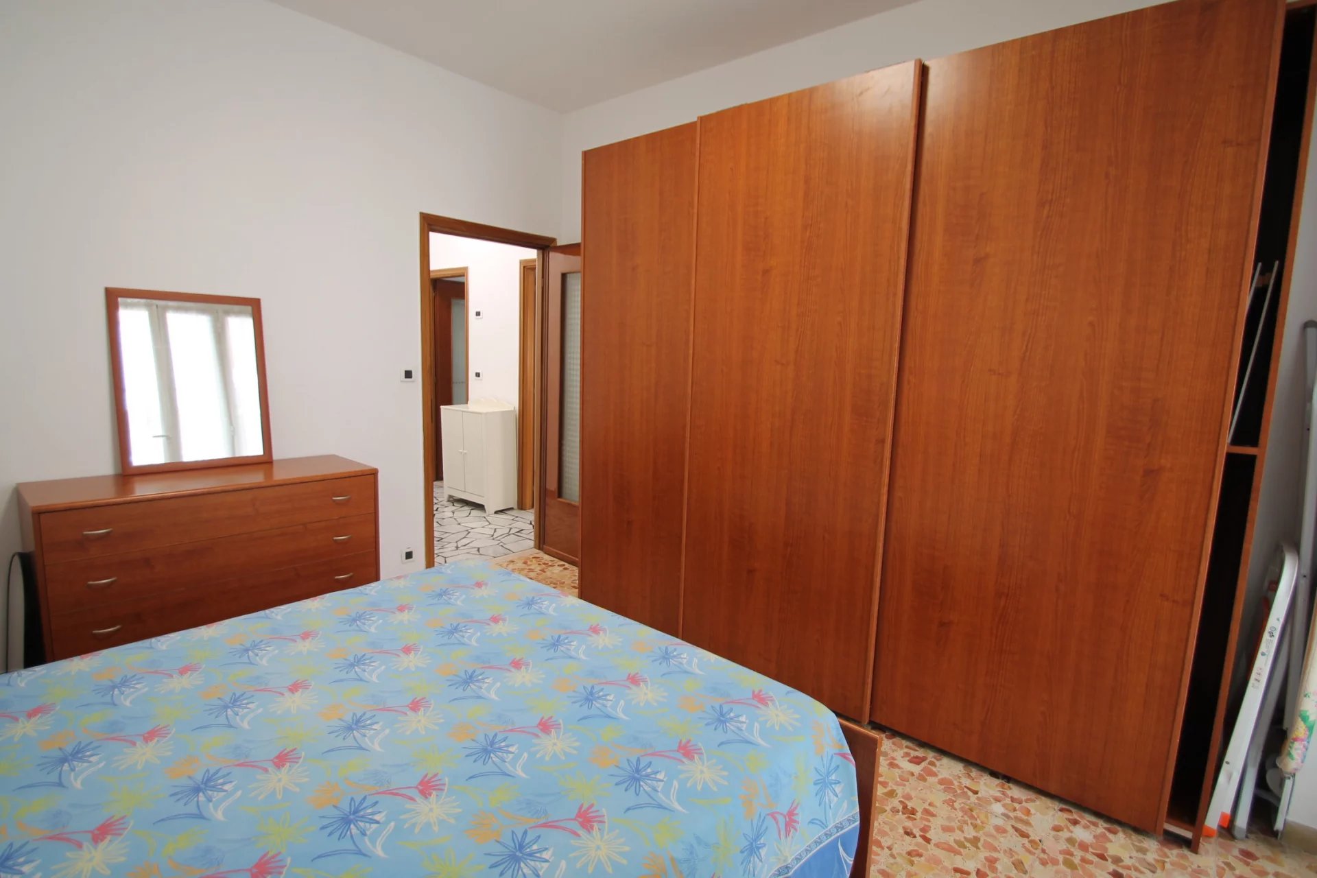 Affitto stagionale Appartamento Loano