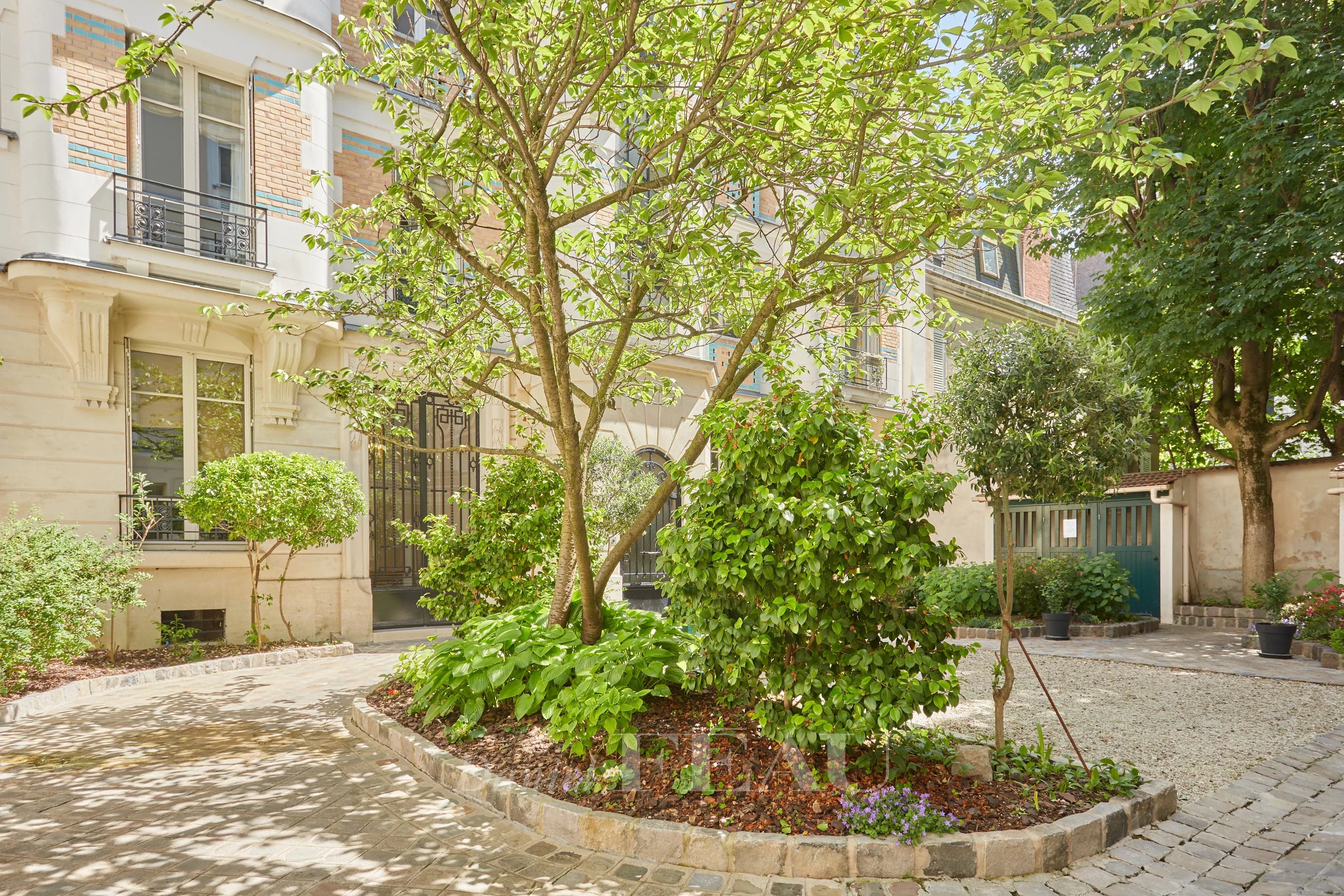 Location Appartement Paris 16ème