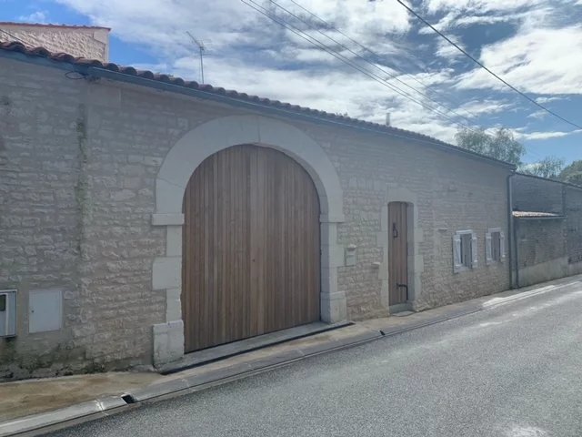 Charmante maison rénovée avec jardin clos