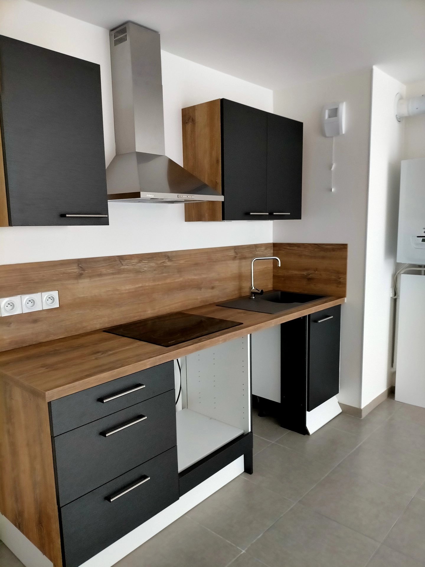 4257944 Location Villeurbanne