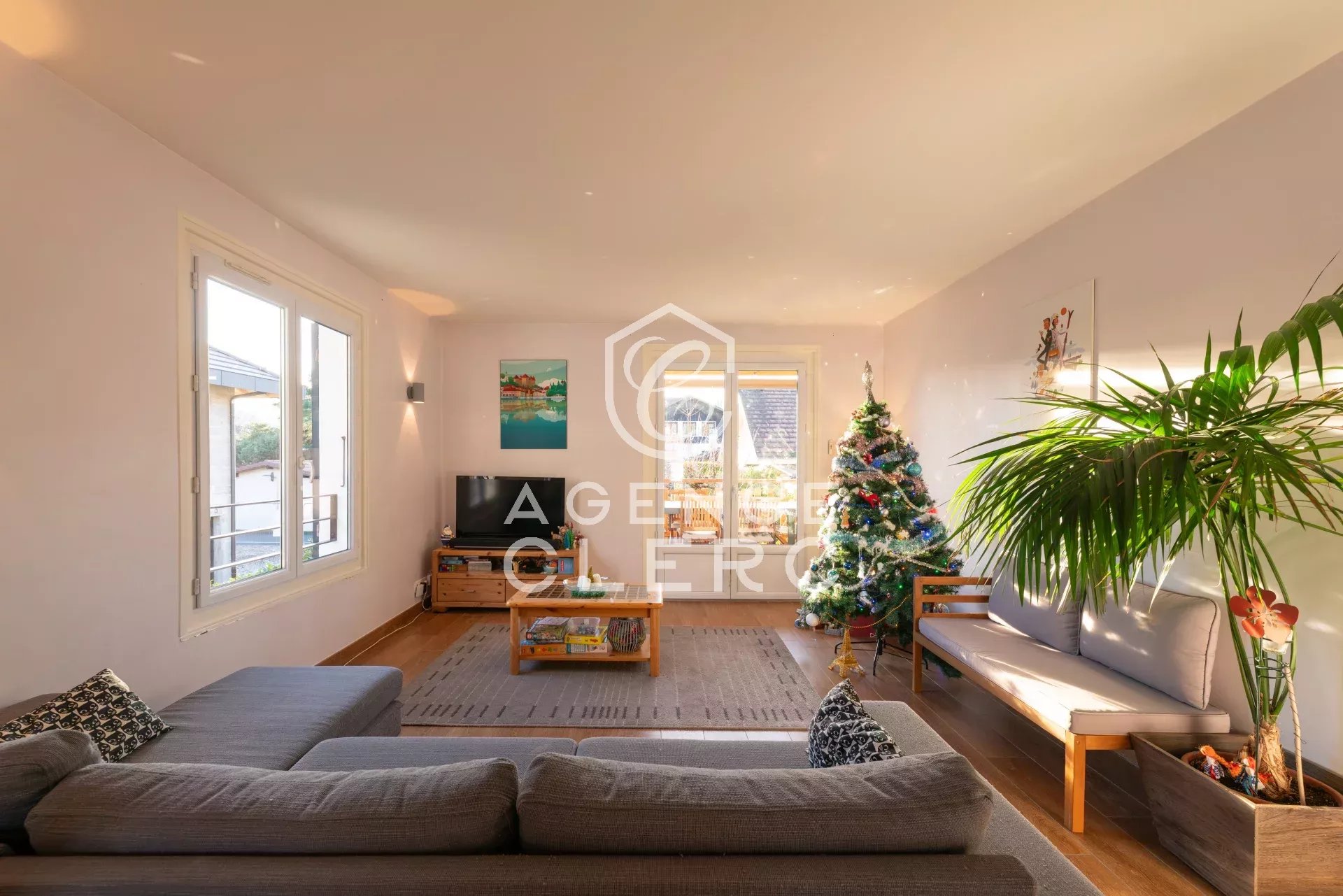3 Bedroom Apartment/Flat's Image 3