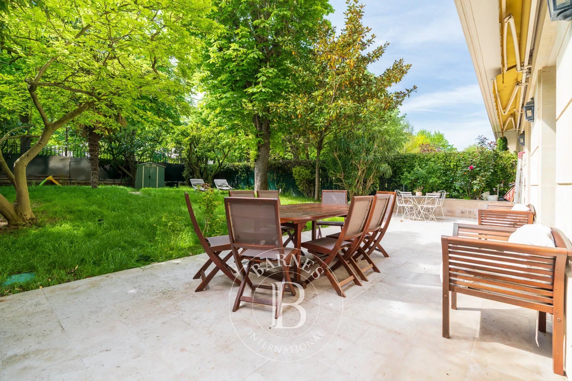 Apartment Neuilly-sur-Seine  -  ref 86880143 (picture 1)