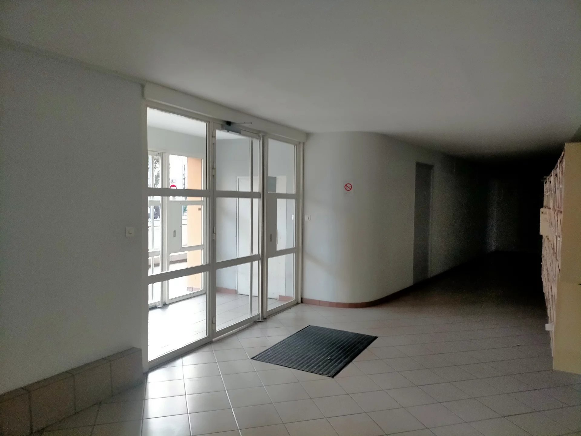 6916069 Location Villeurbanne