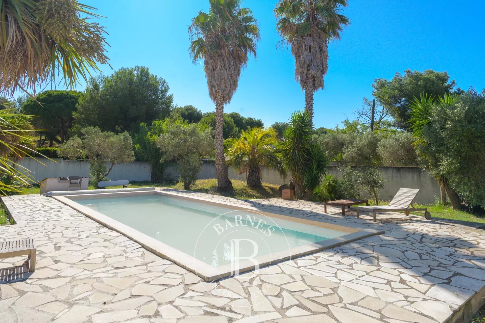 Villa Sausset-les-Pins - picture 24