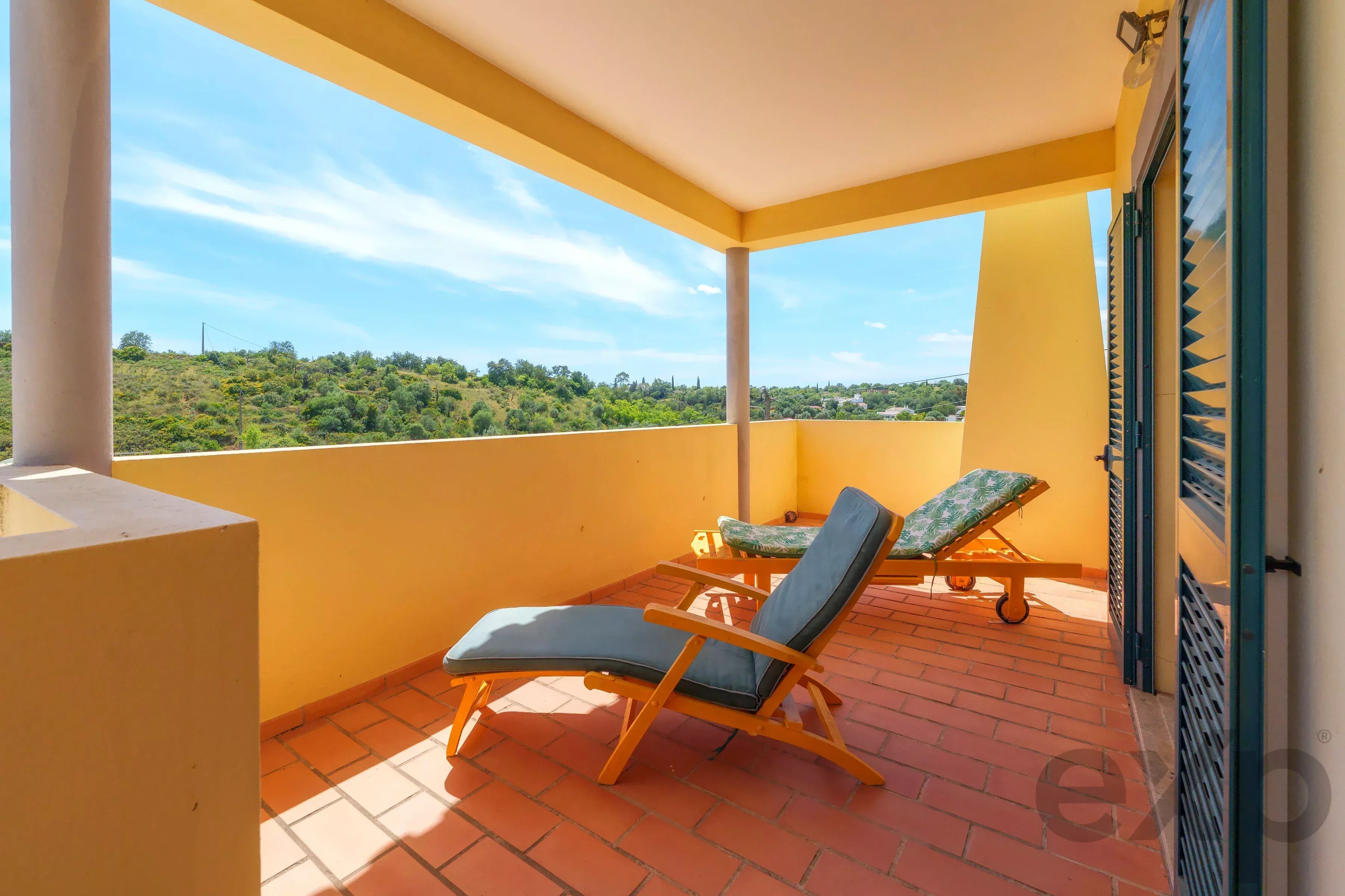 A fantastic, charming 4-bedroom villa with a garden and swimming pool on the outskirts of Olhão 87006245 image 31