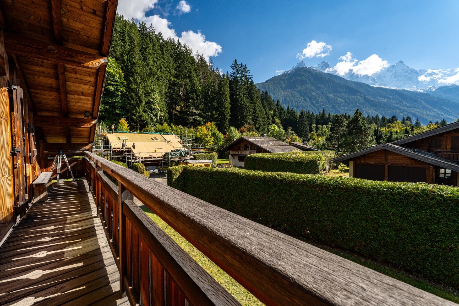 Photo of CHAMONIX - Classic alpine chalet with 6 bedrooms in Les Tines