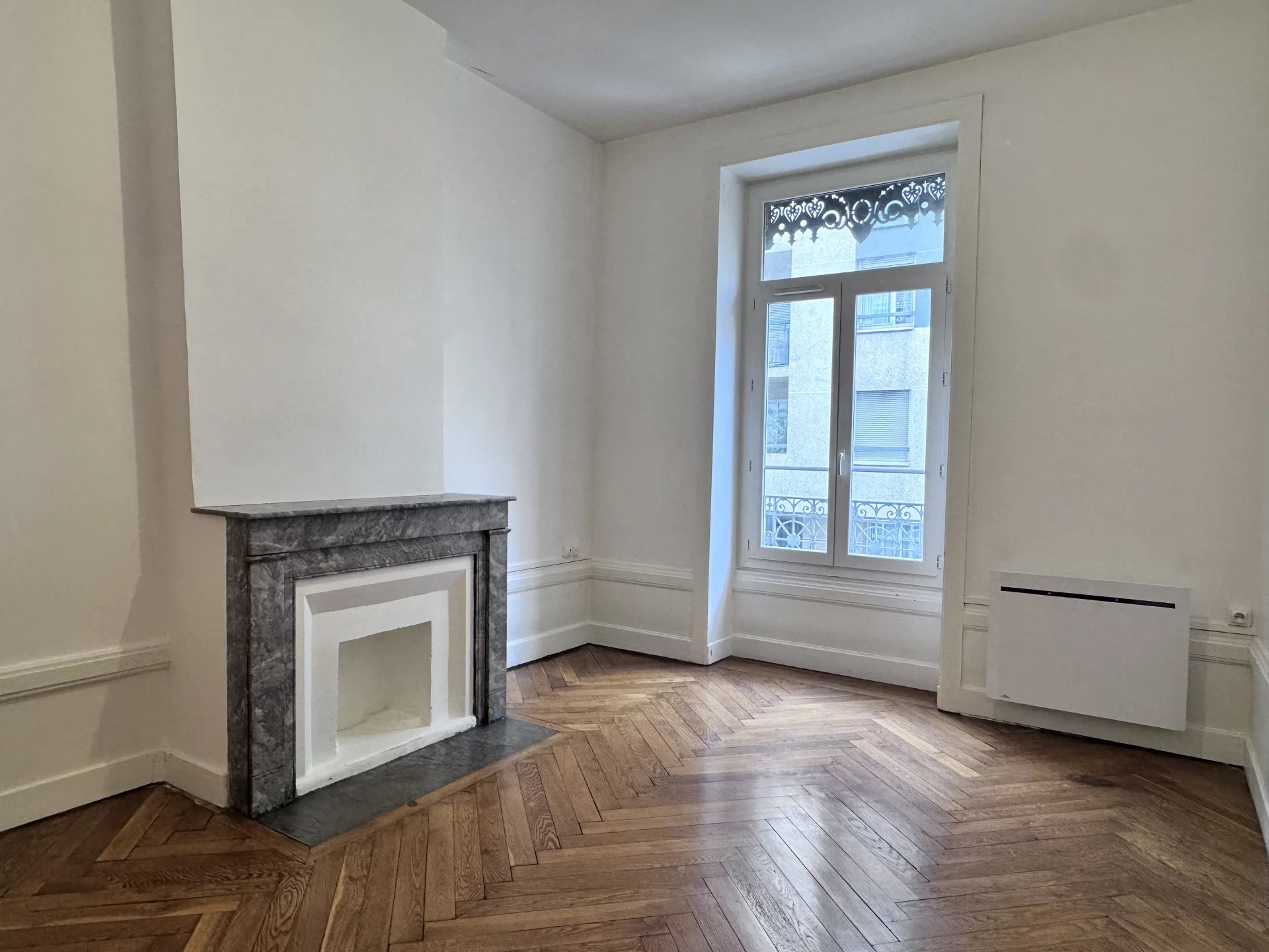 Charmant T1 Bis dans bel immeuble ancien