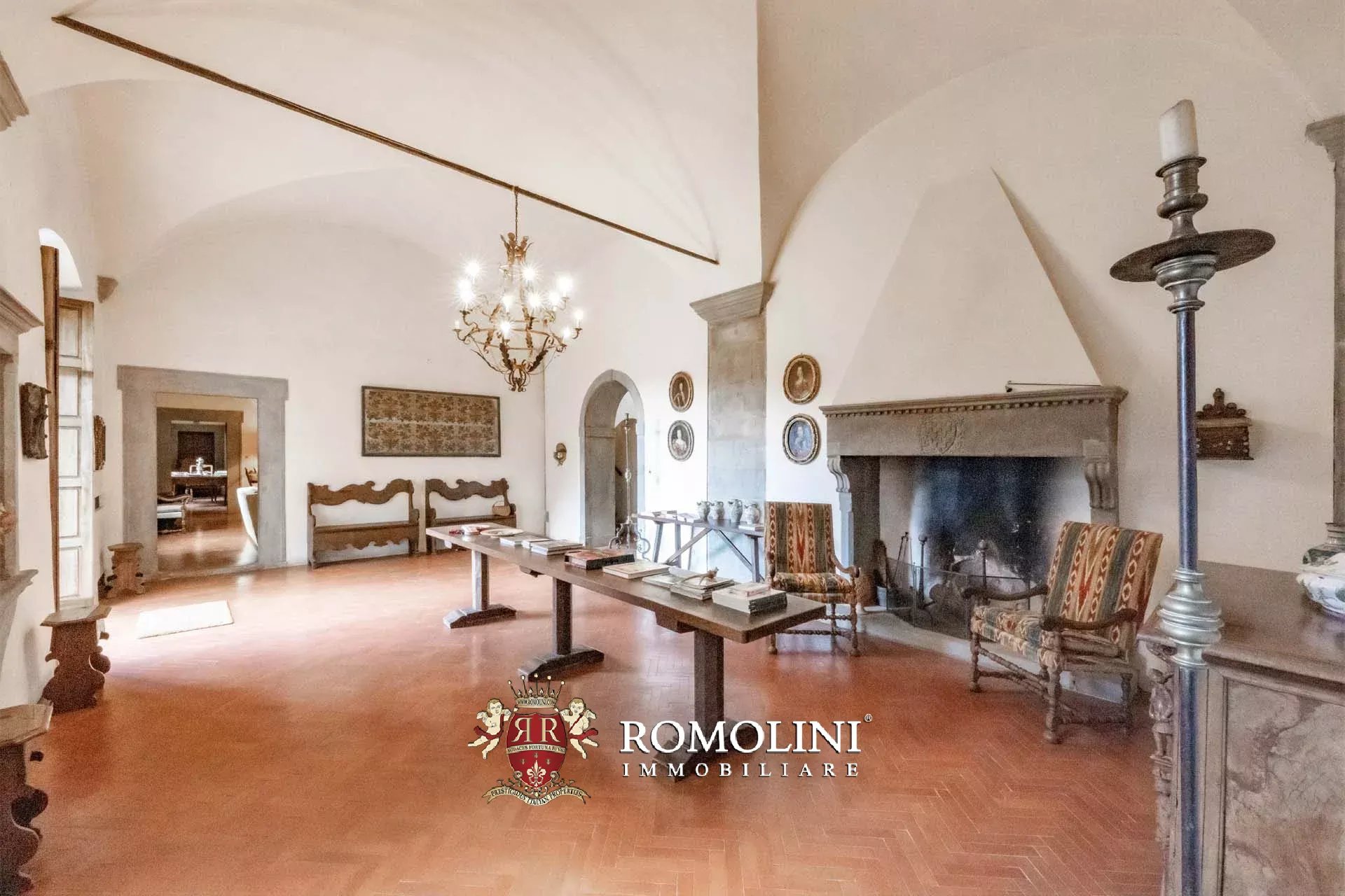 27 Bedroom Vineyard's Image 41