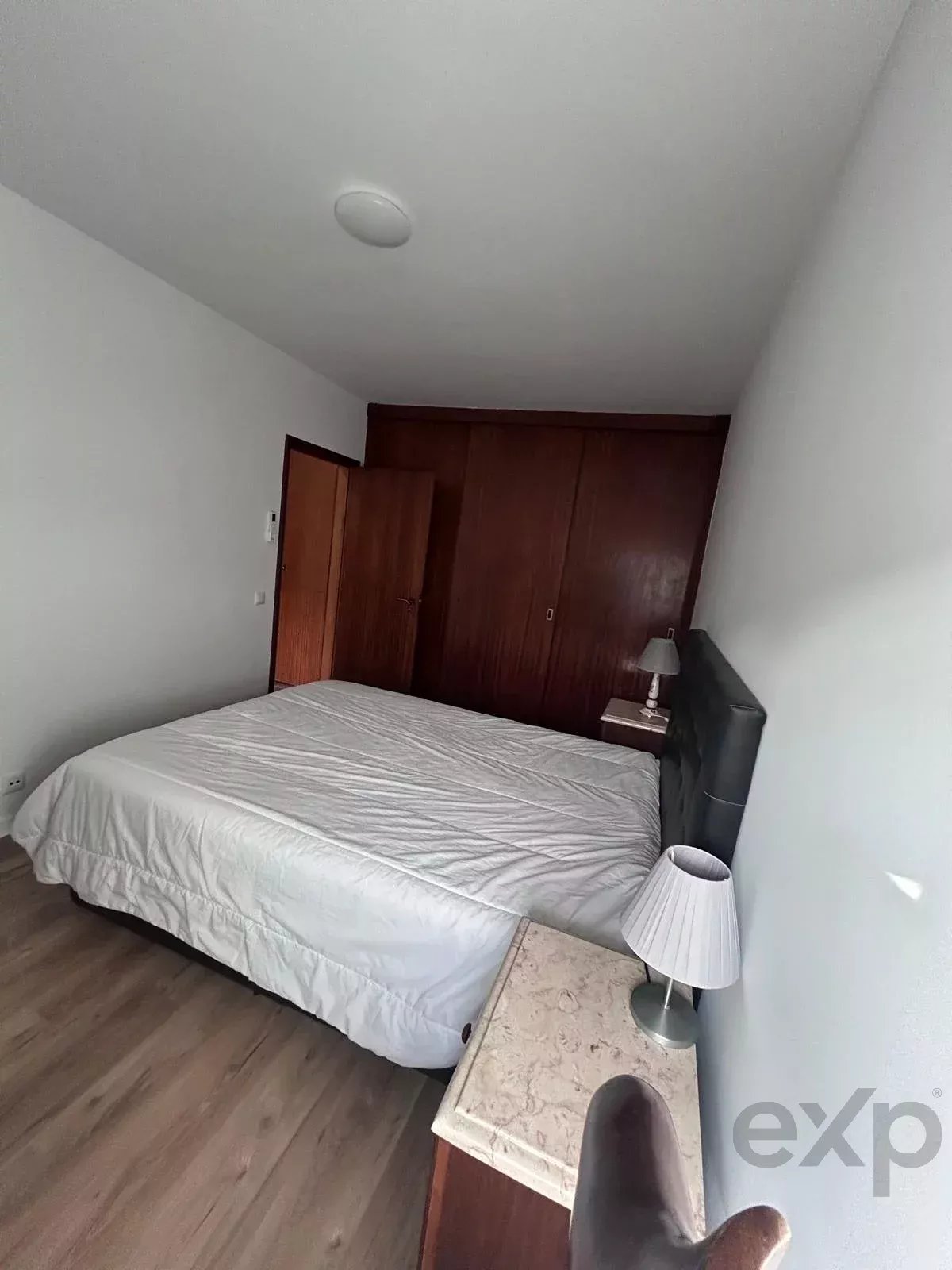 Modern 2-Bedroom Apartment 6th floor and Garage 87149317 image 2