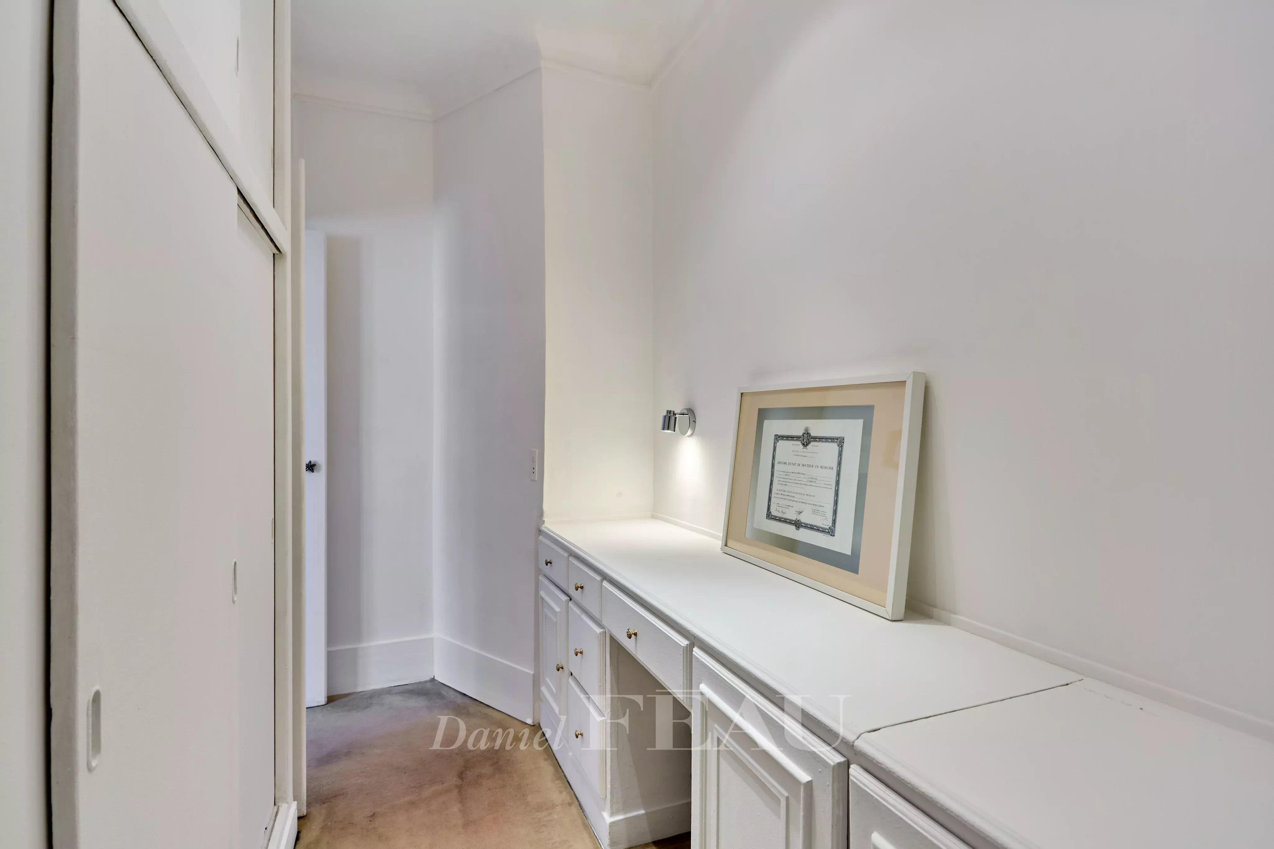 Sale Apartment Paris 6th