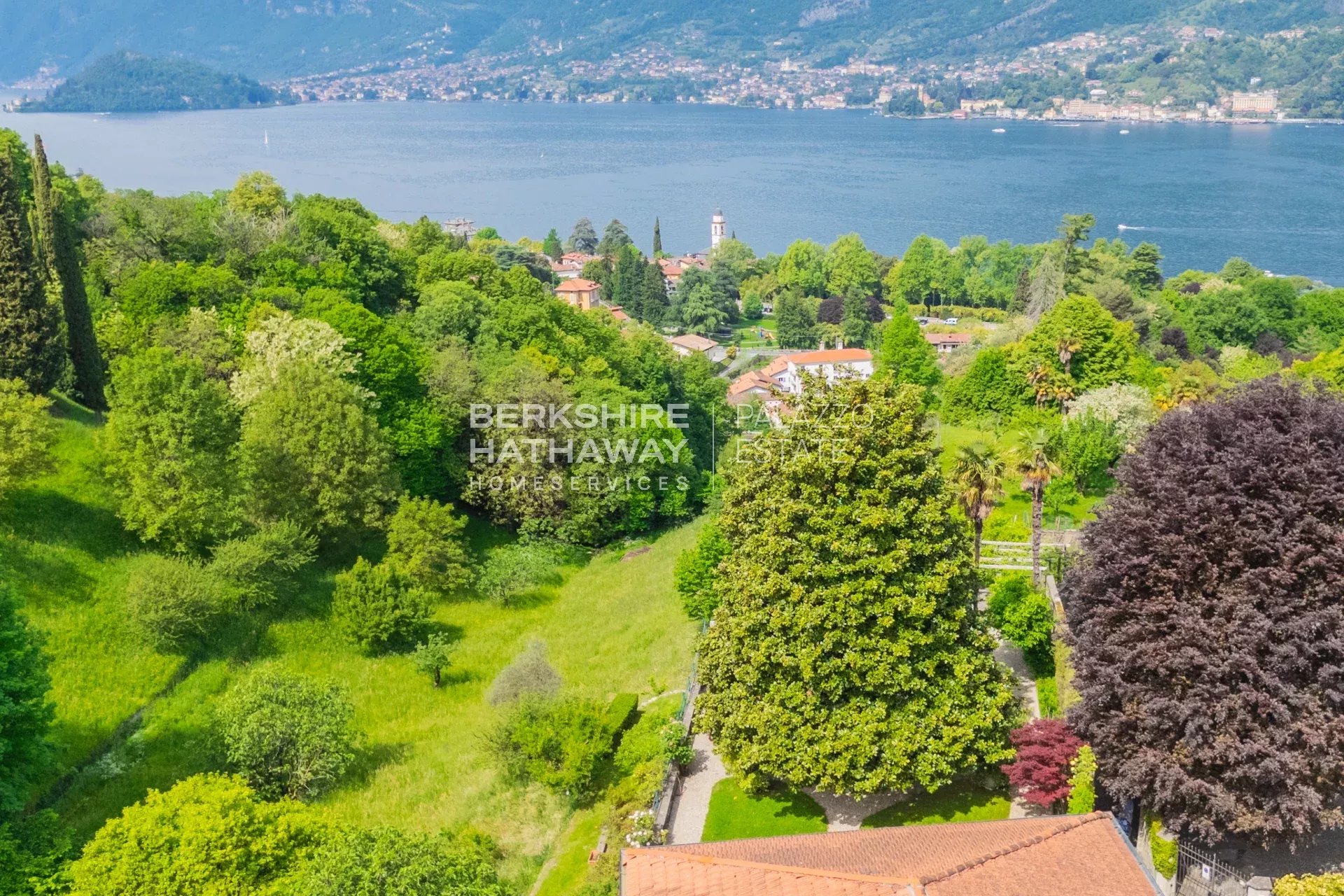 Villa in Bellagio - view 1