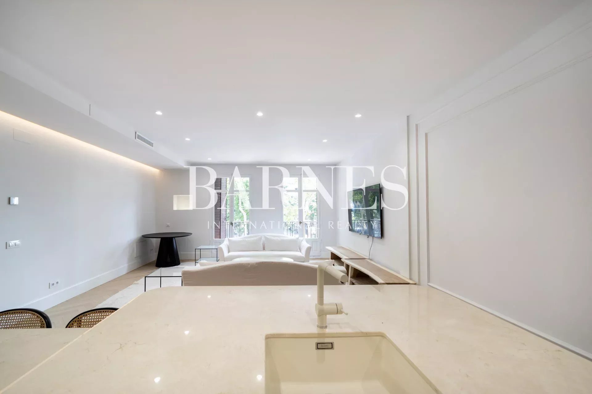 Daire Madrid - picture 11