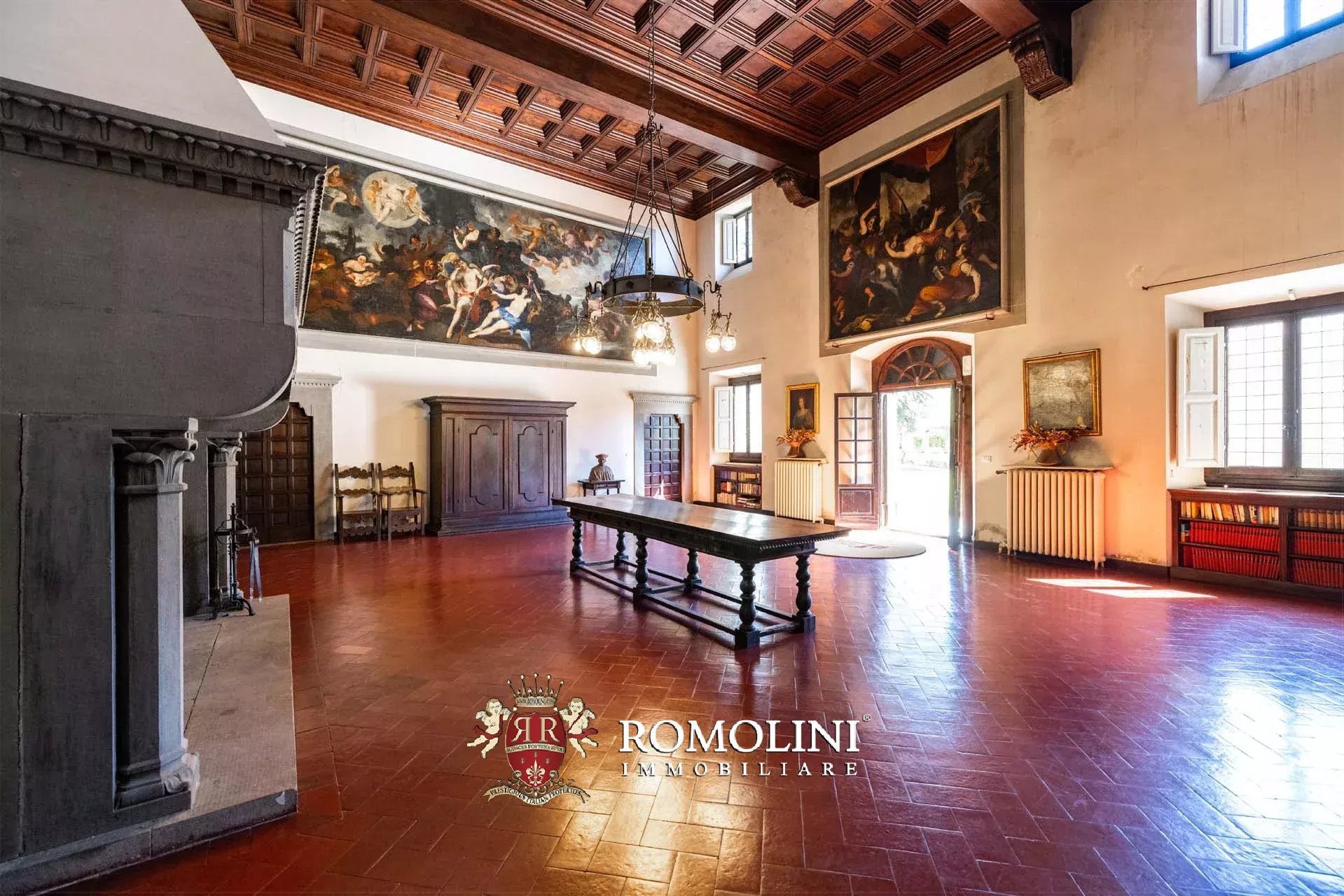 60 Bedroom Chateau's Image 15