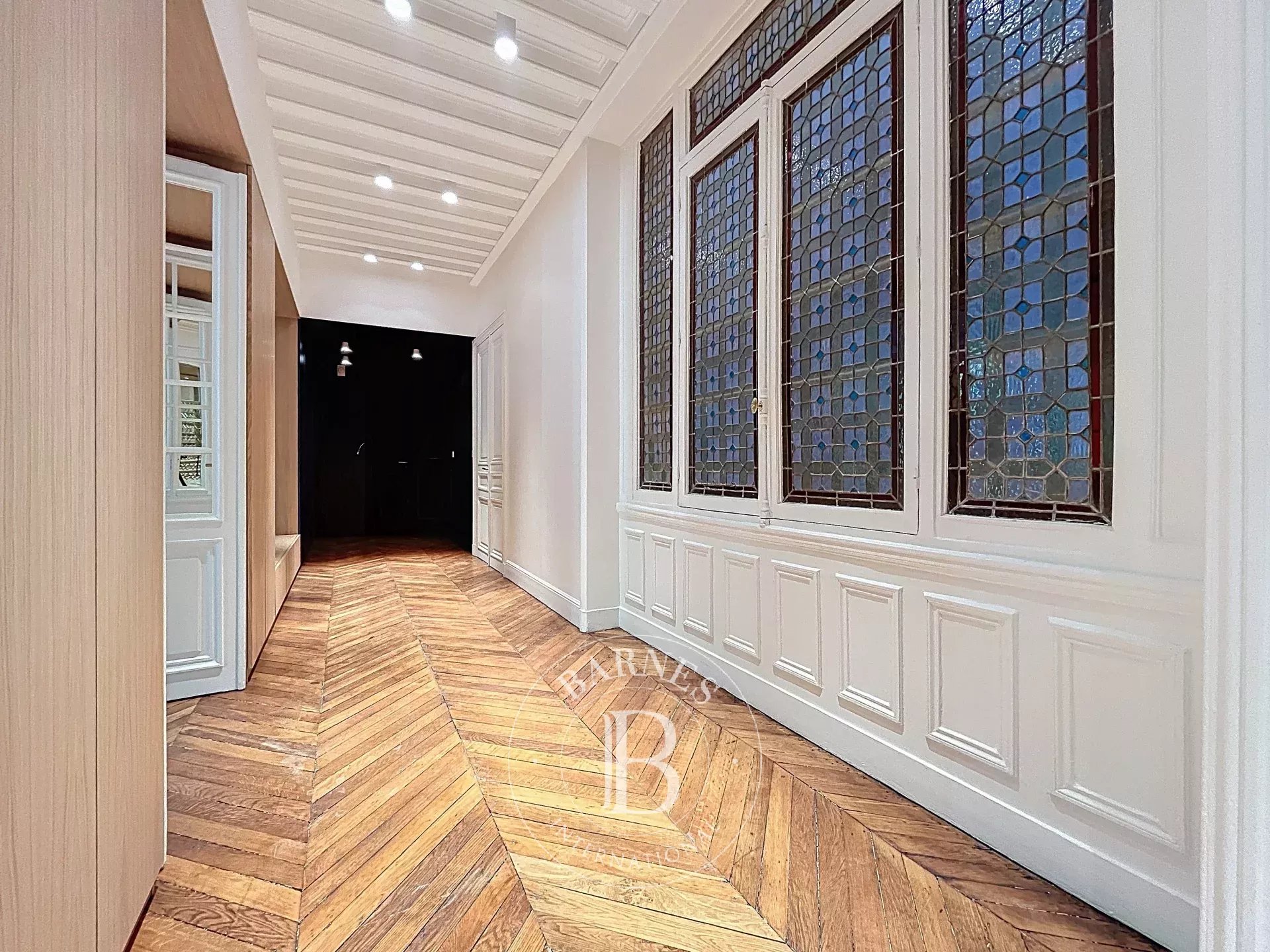 Paris  - Apartment 5 Bedrooms - picture 13