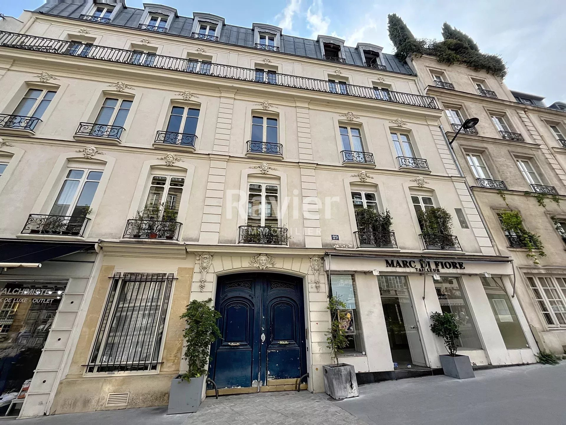 Agence immobilière de 