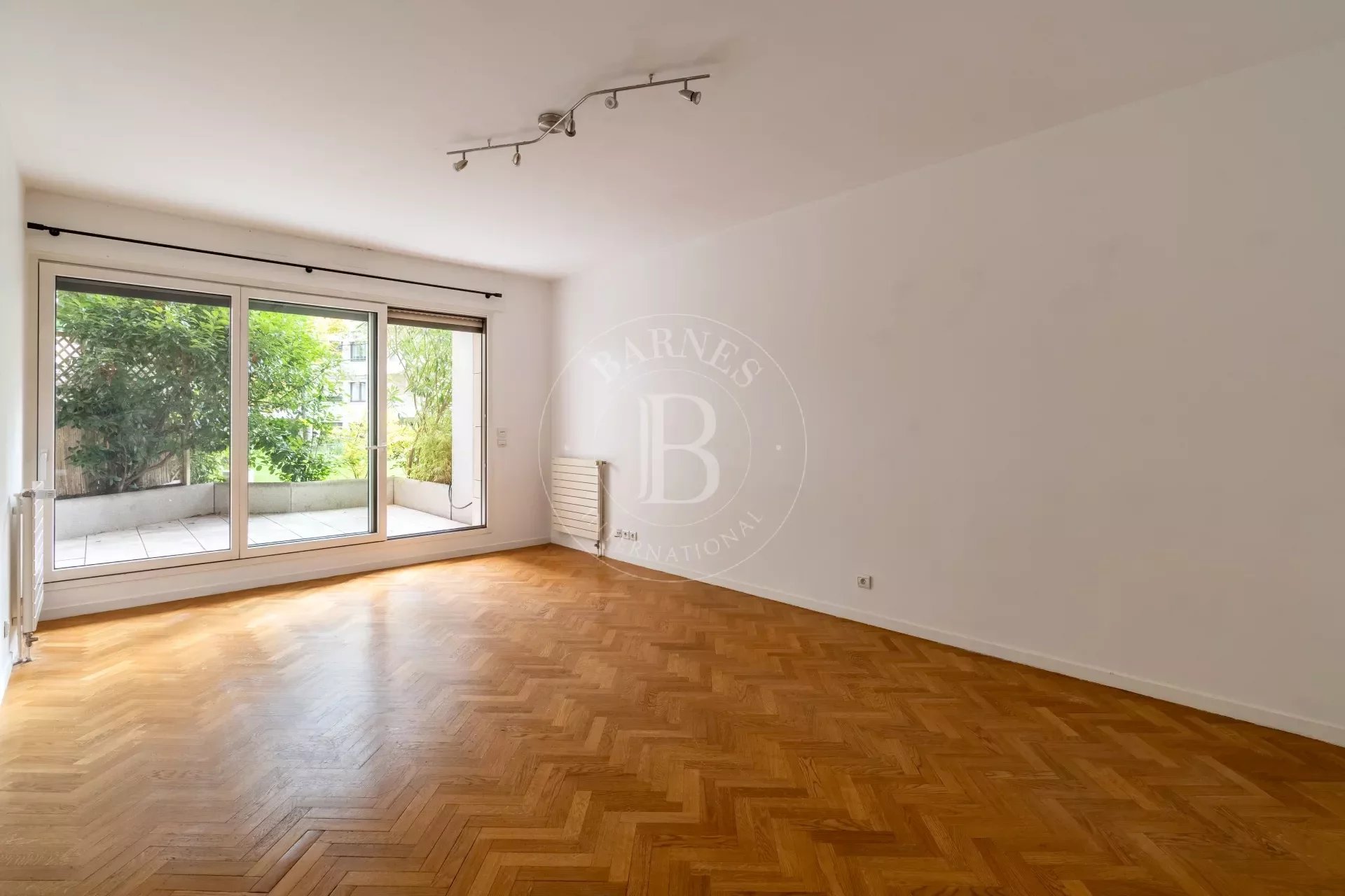 Daire Levallois-Perret