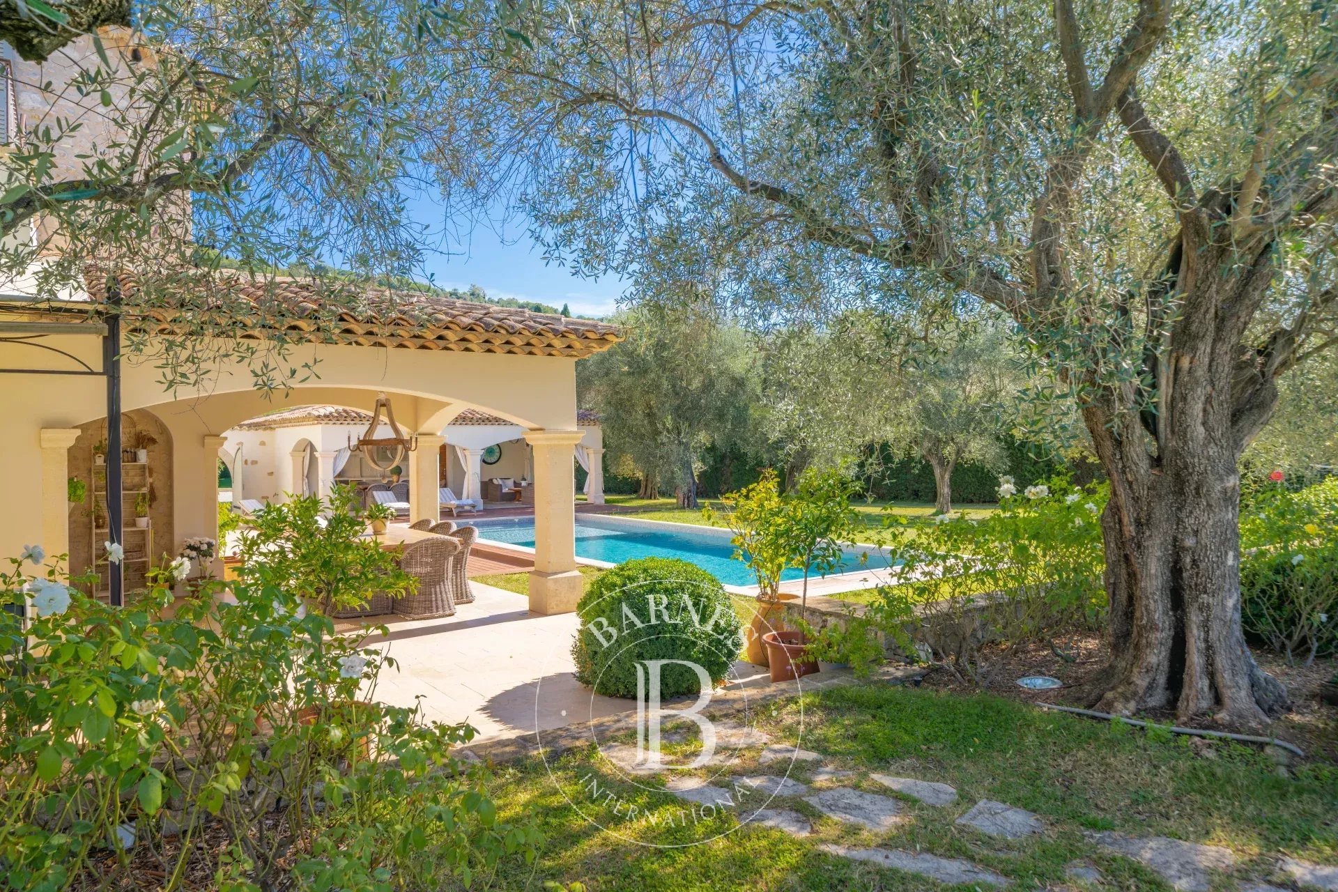 Ev Mougins - picture 19