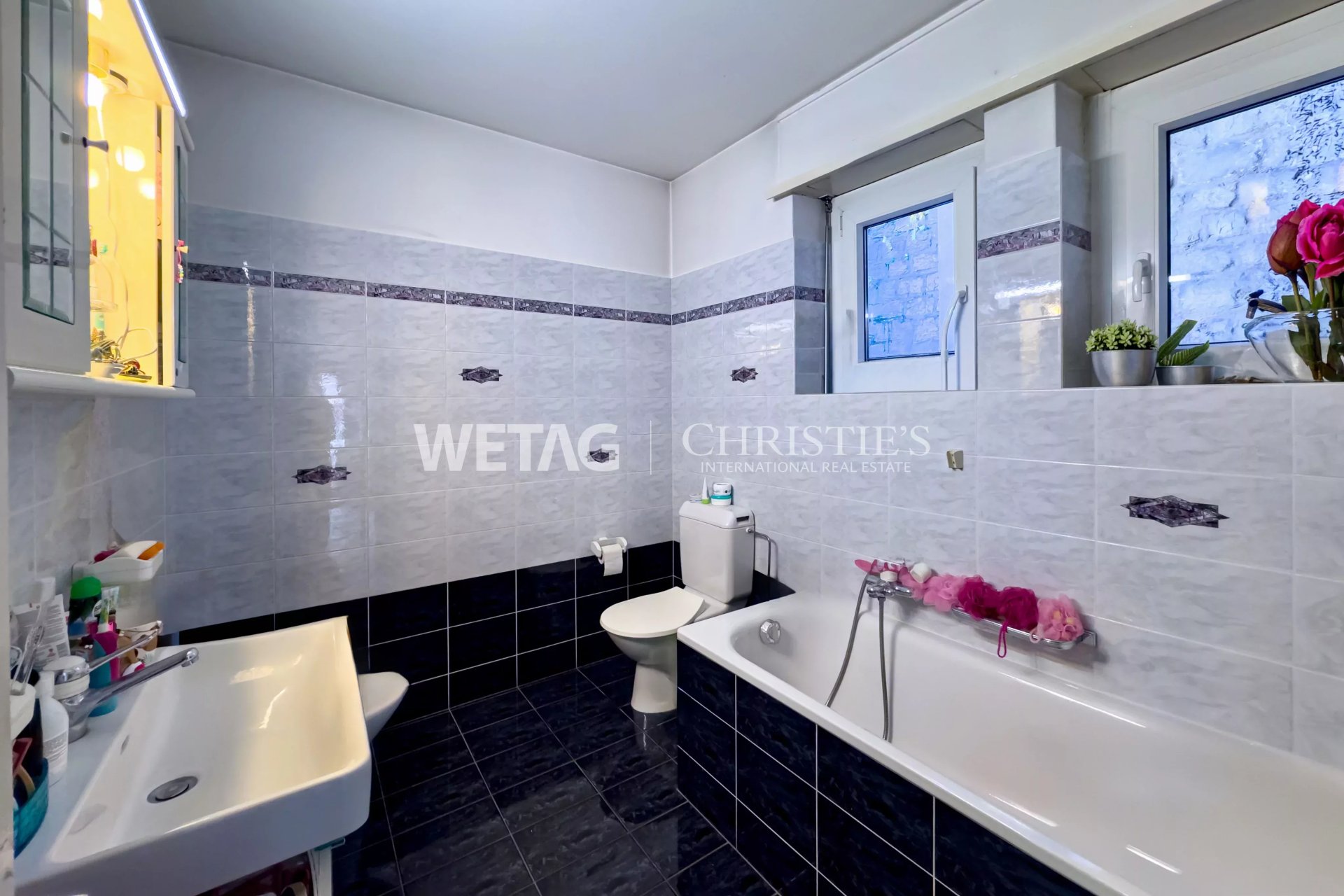 3 Bedroom Villa/Townhouse's Image 5