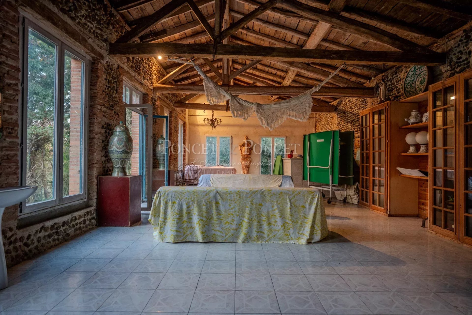 11 Bedroom Chateau's Image 25