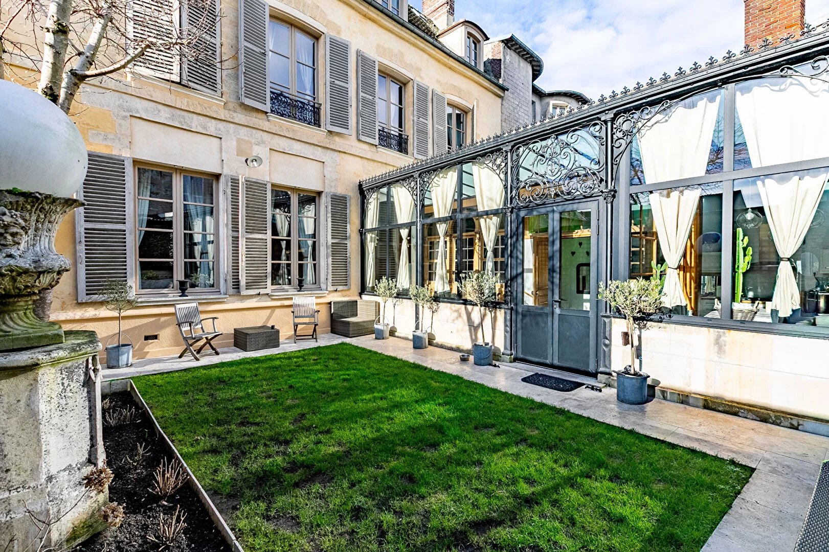 Maison Senlis 9 pièce(s) 250 m2