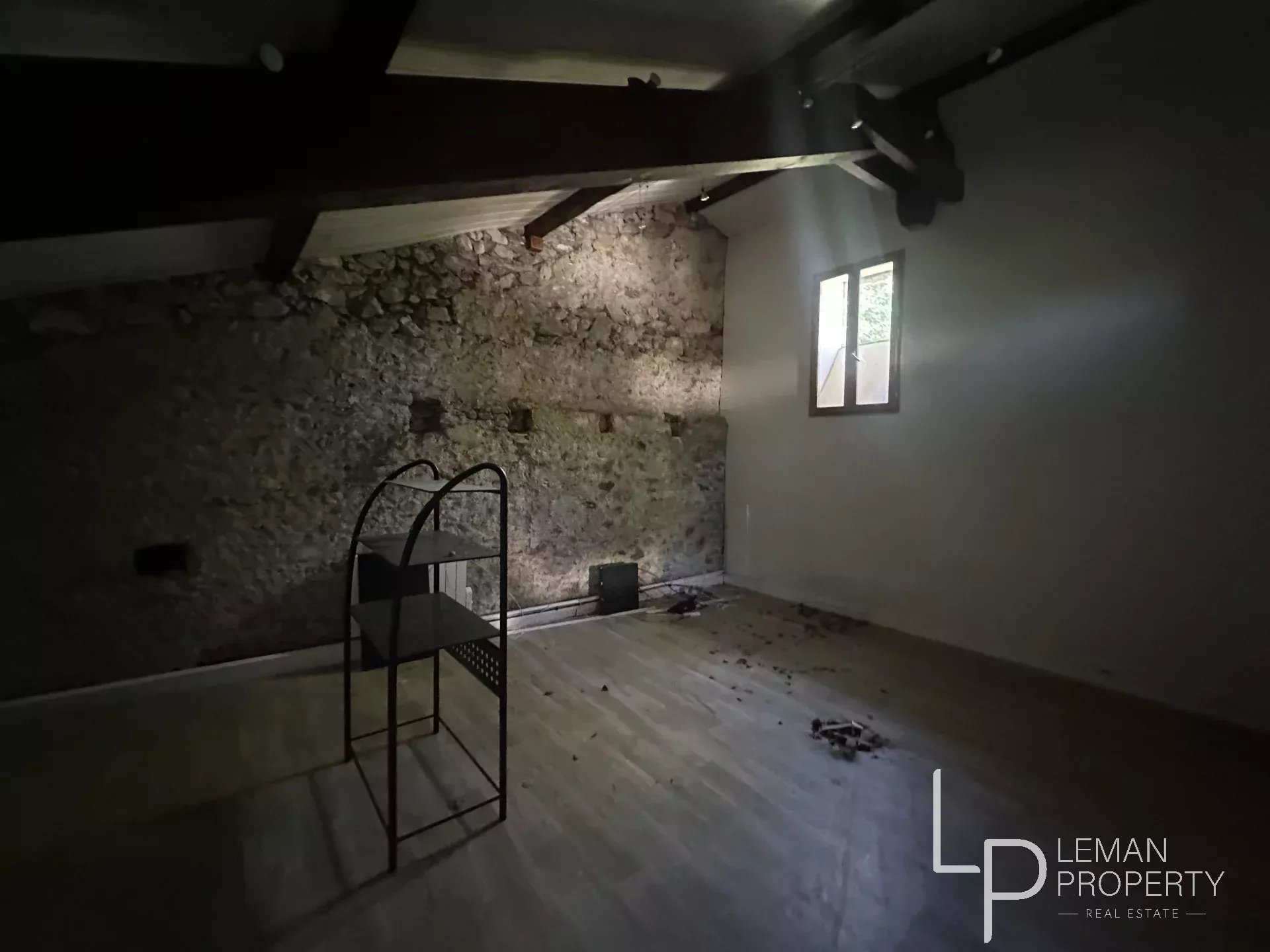 L'agence Leman property vous propose un appartement à la vente