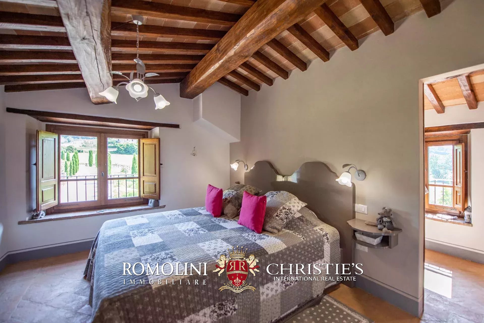 4 Bedroom Villa/Townhouse's Image 81