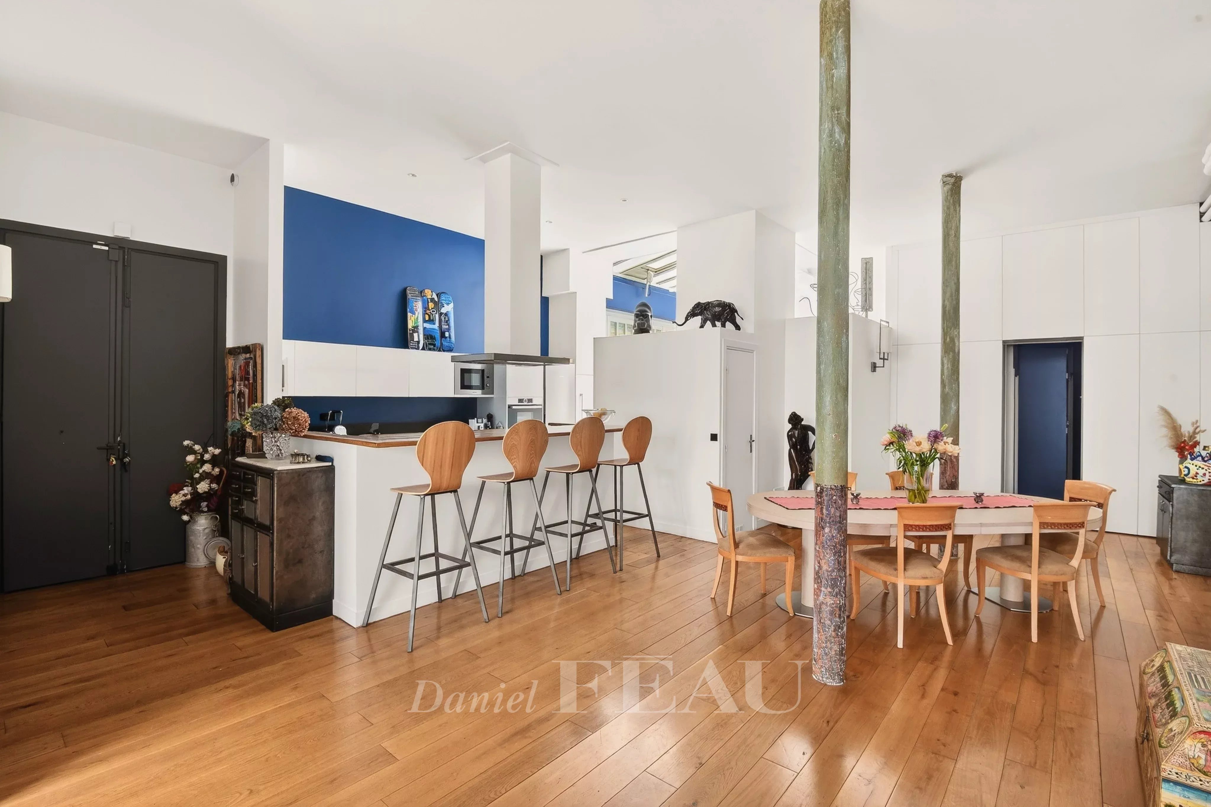 Sale Apartment Paris 11th