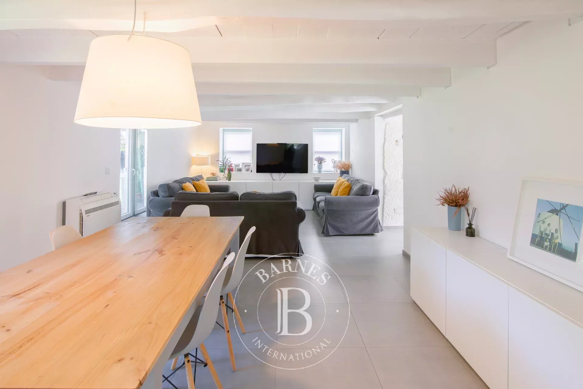 Villa with garden and pool